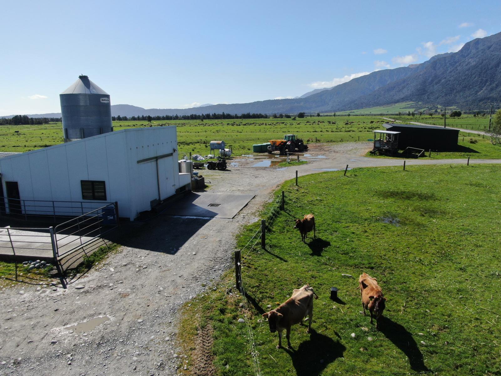 117 Burrough Road, Whataroa