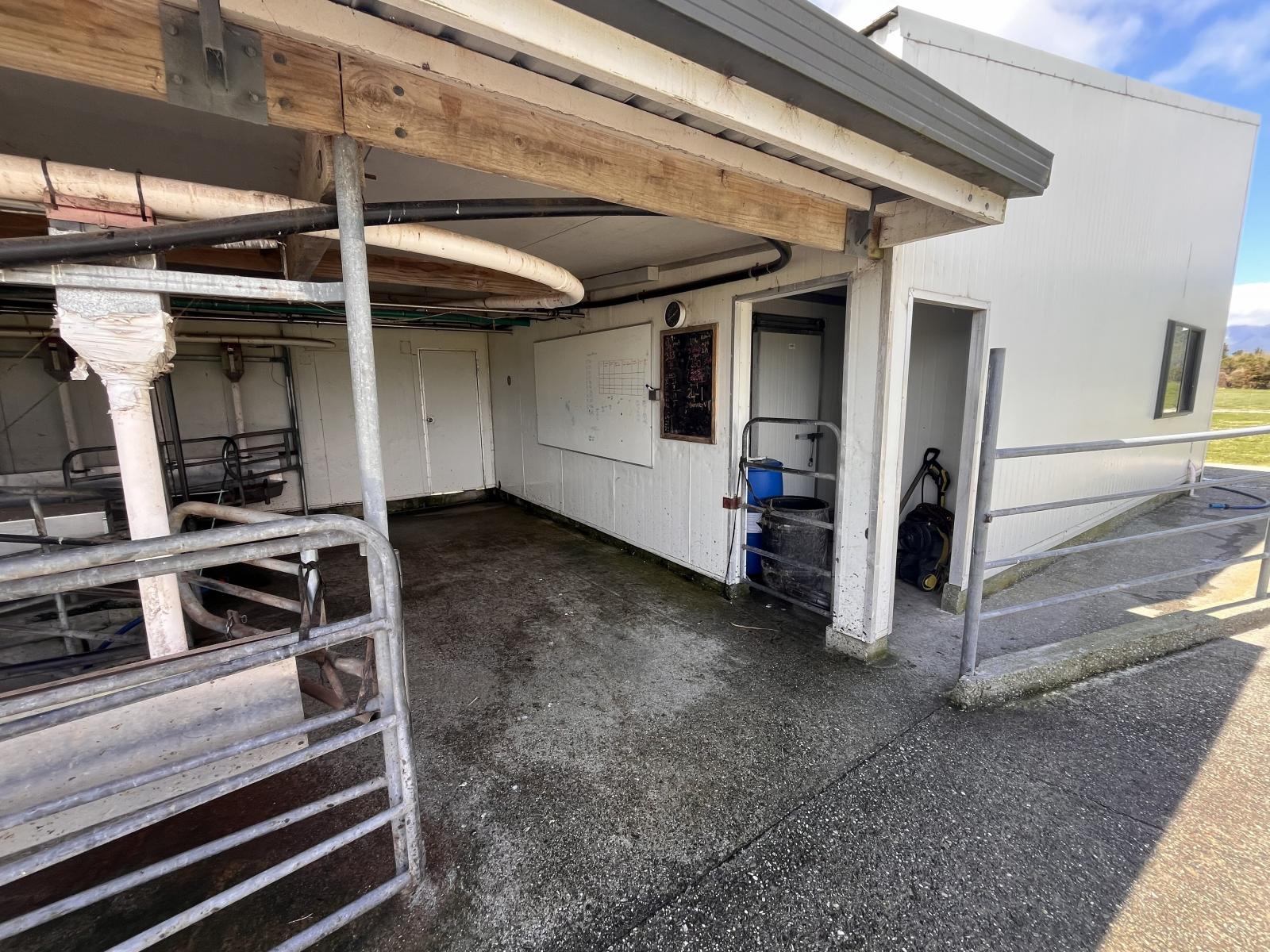 117 Burrough Road, Whataroa