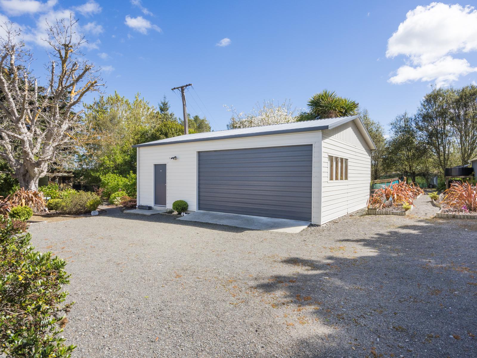 443 Reu Reu Road, Halcombe