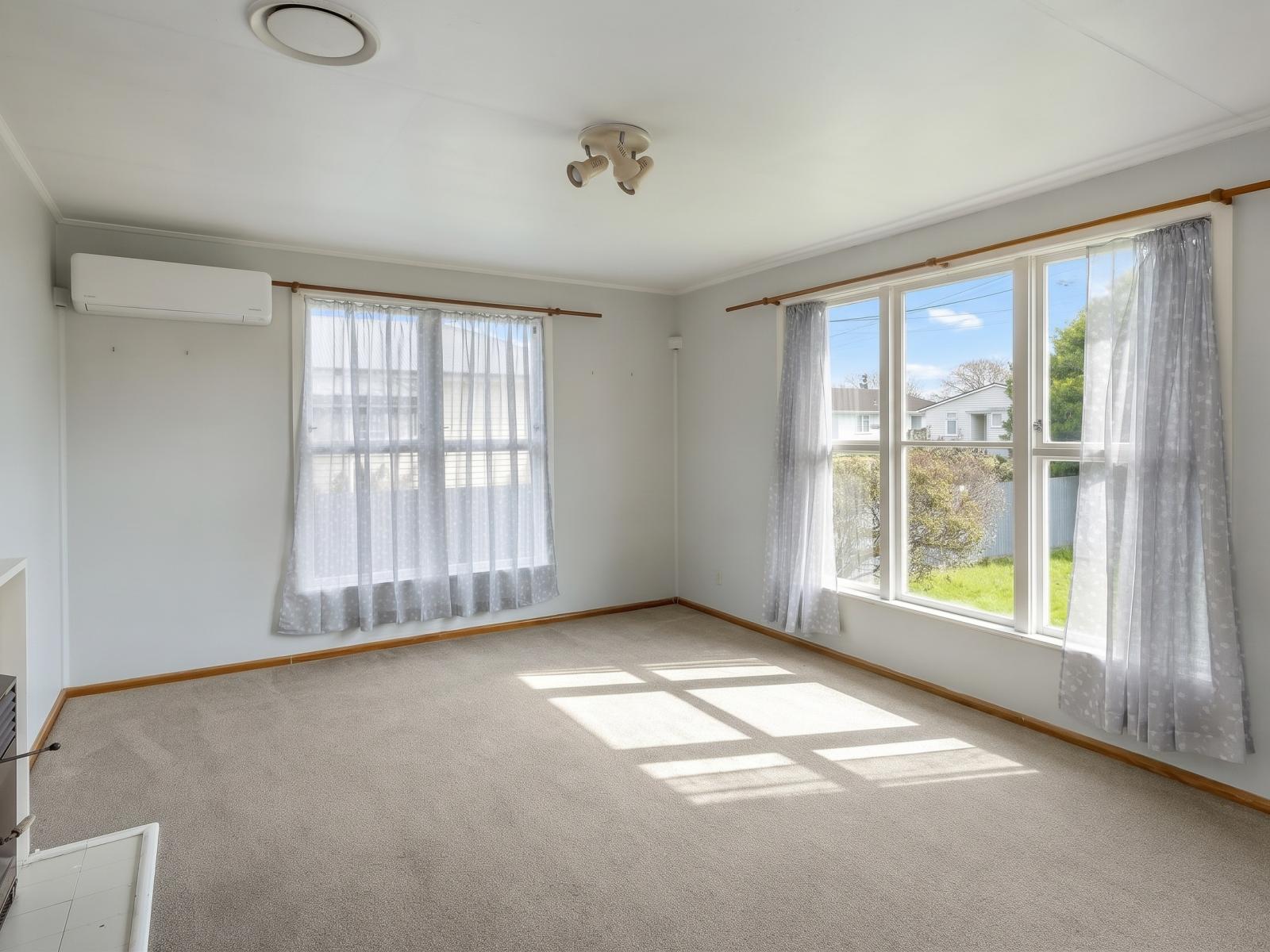 33 Stuart Crescent, Masterton