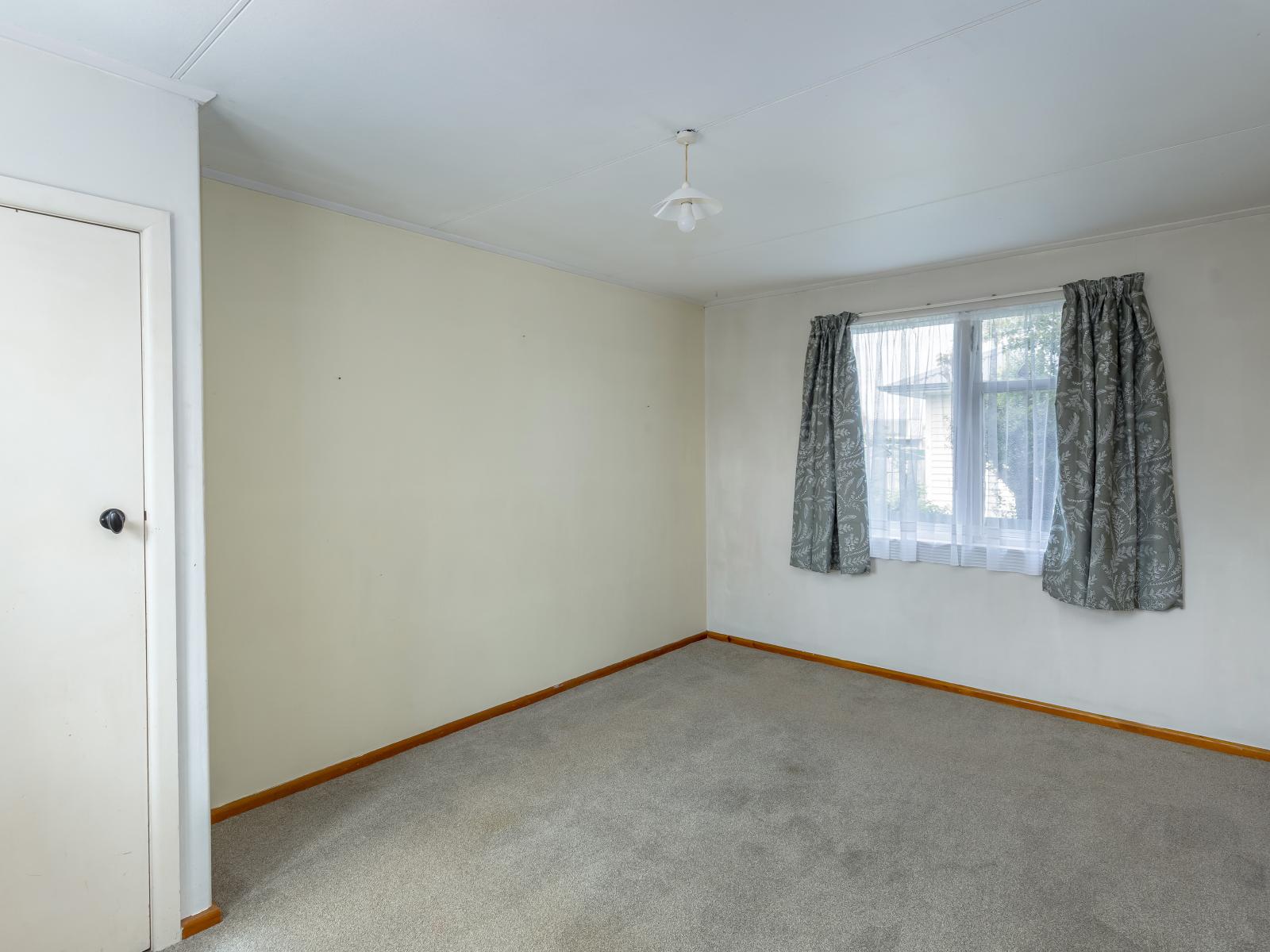 33 Stuart Crescent, Masterton