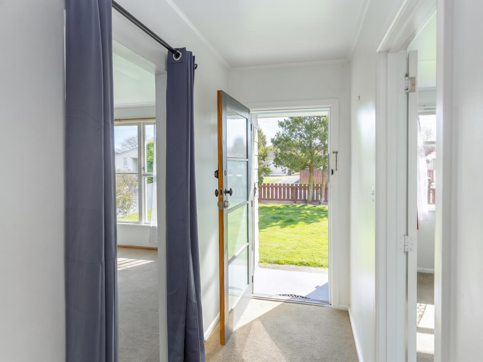 33 Stuart Crescent, Masterton