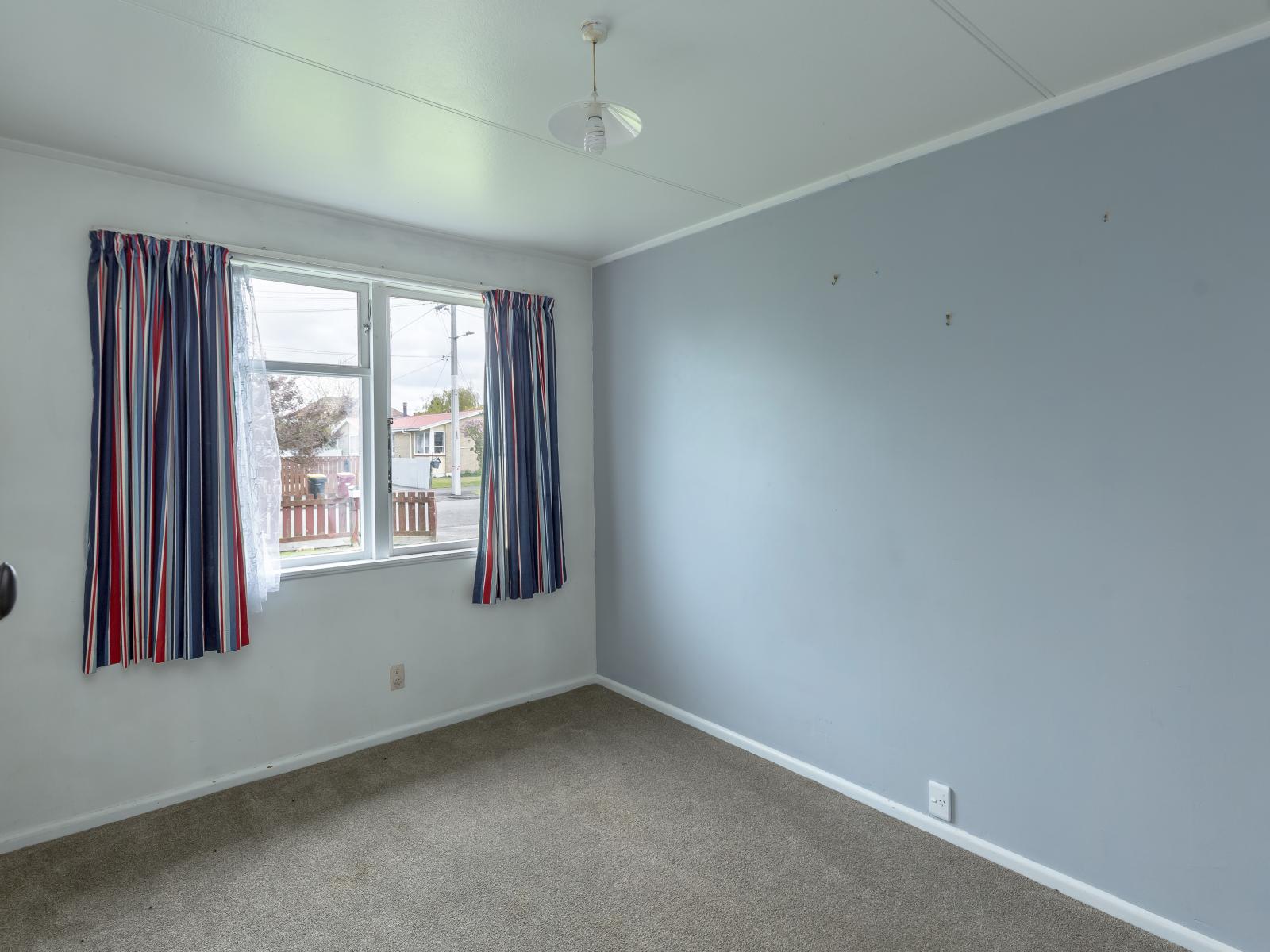 33 Stuart Crescent, Masterton