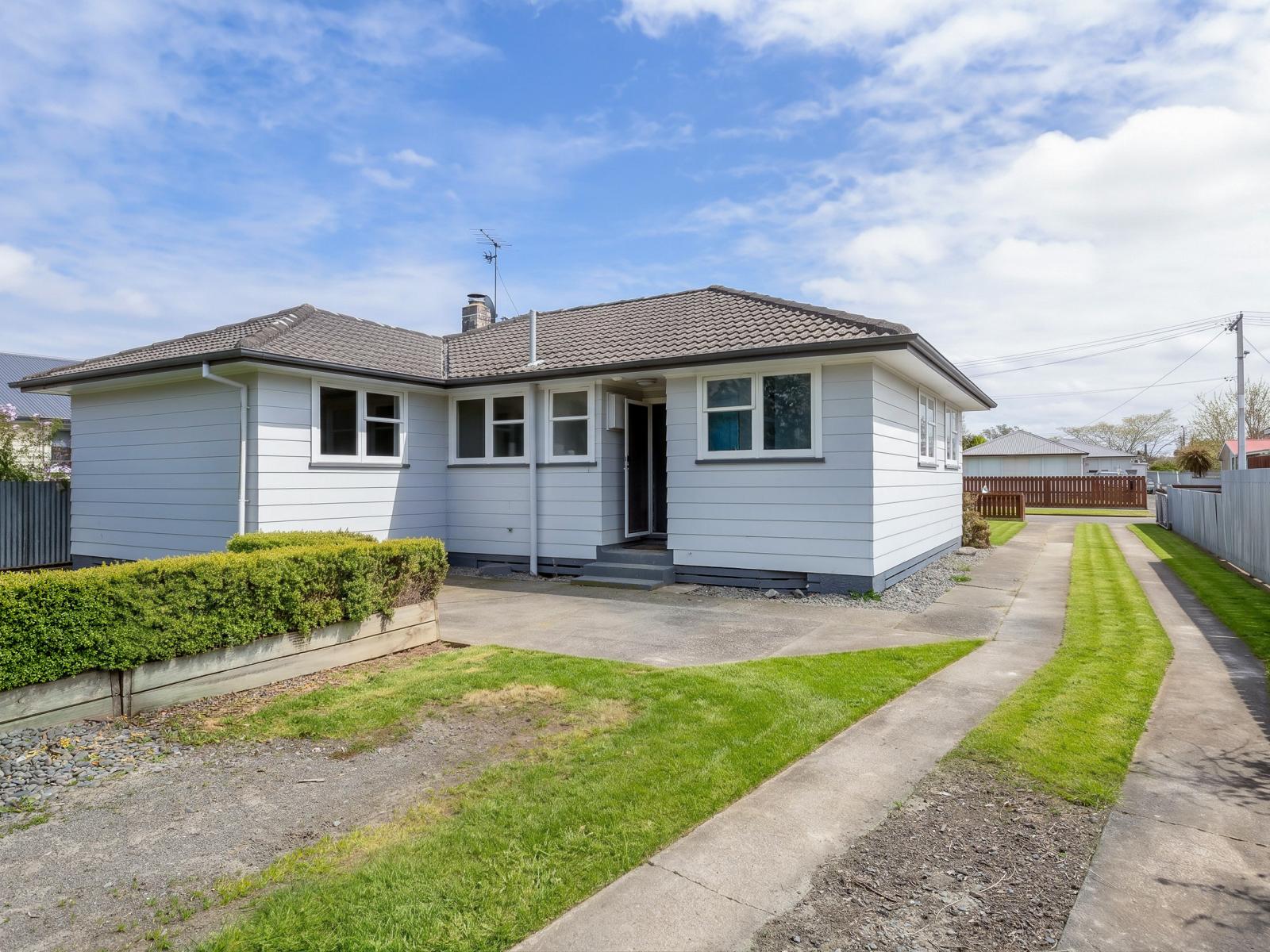 33 Stuart Crescent, Masterton