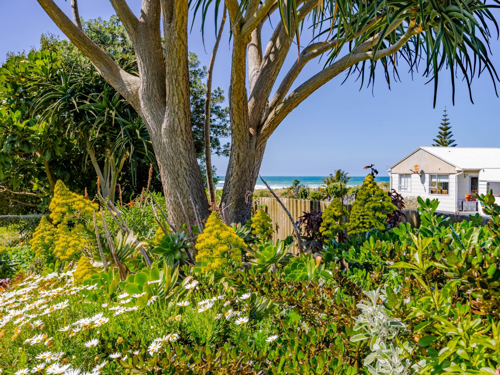 25 Beach Road, Porangahau