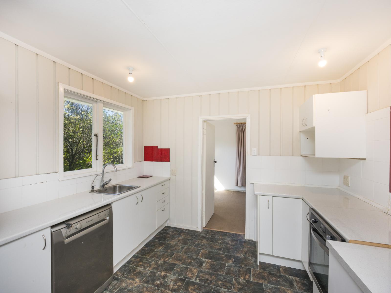 25 Raukawa Street, Himatangi Beach