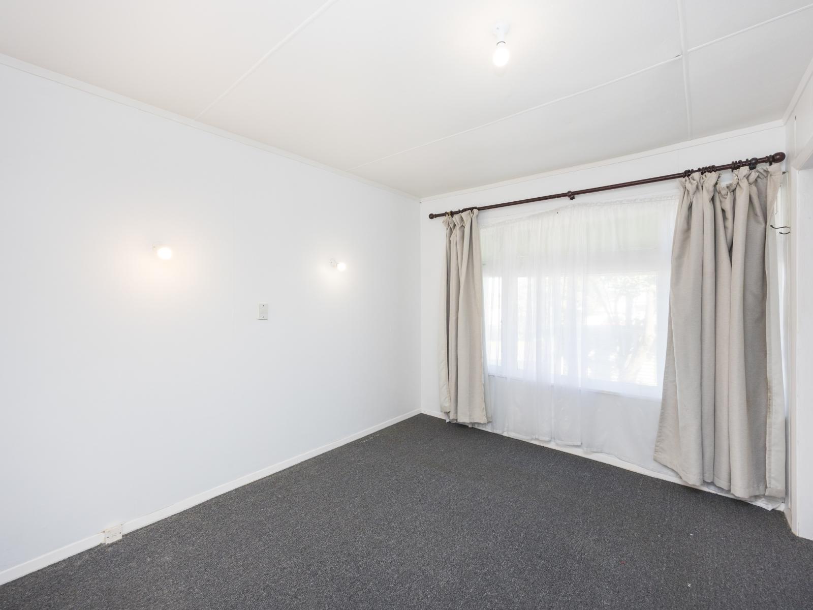 25 Raukawa Street, Himatangi Beach
