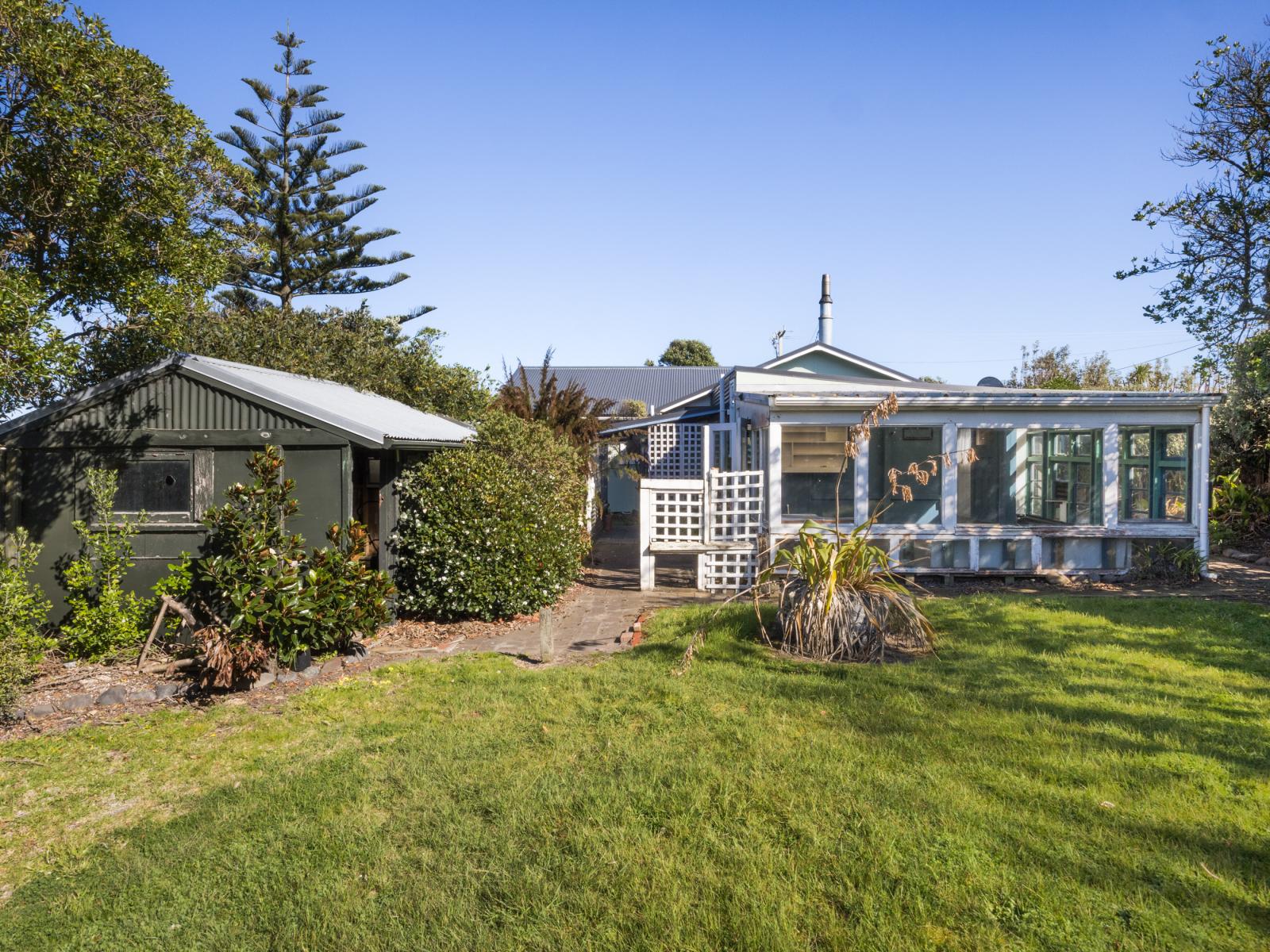 25 Raukawa Street, Himatangi Beach