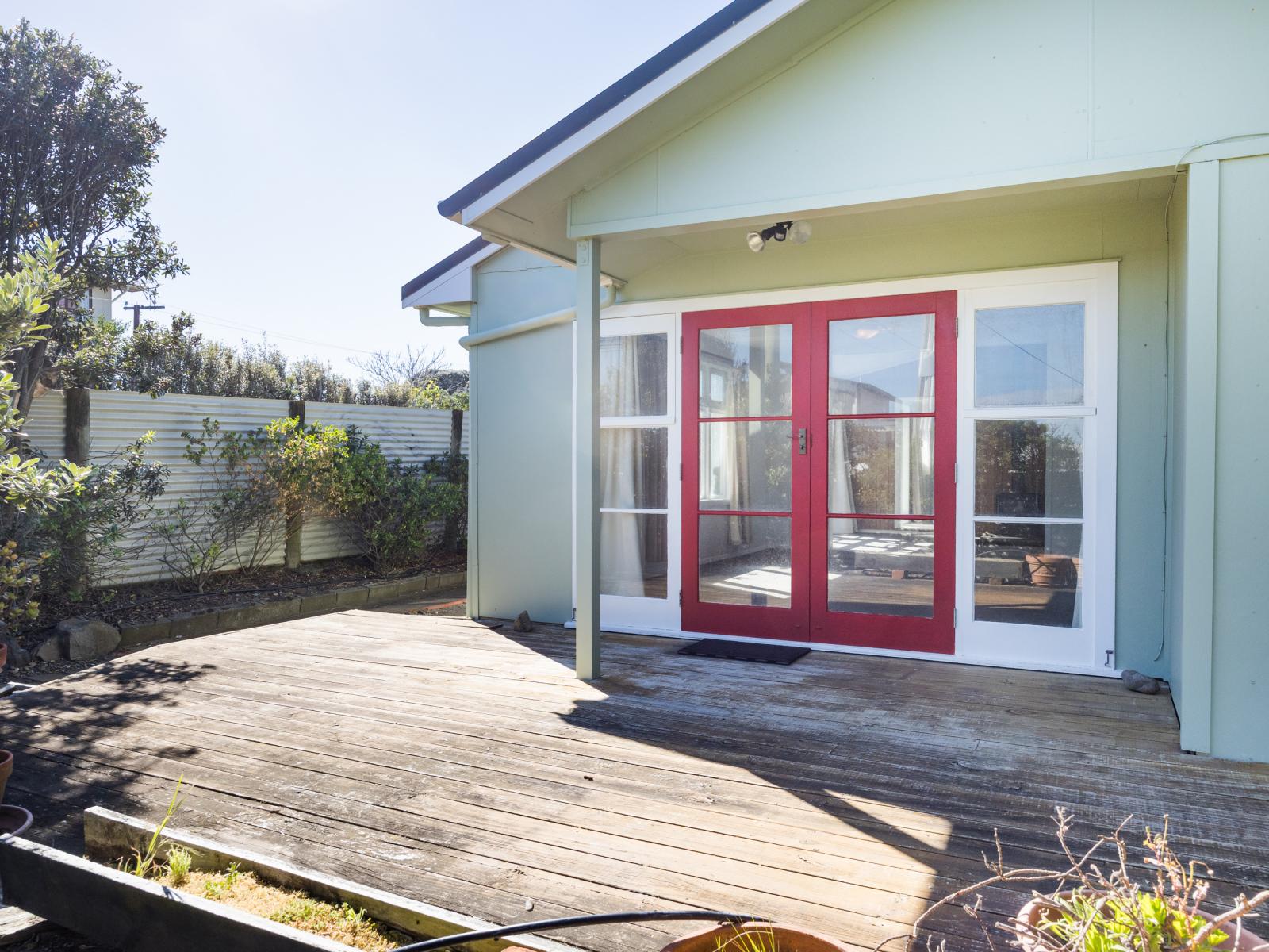 25 Raukawa Street, Himatangi Beach