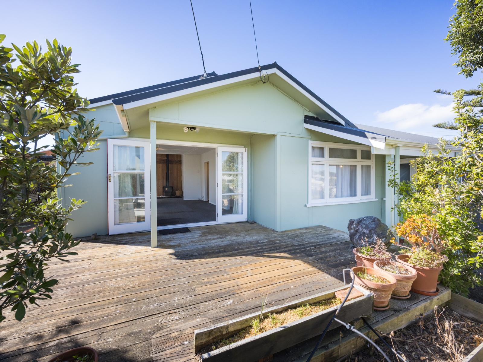 25 Raukawa Street, Himatangi Beach