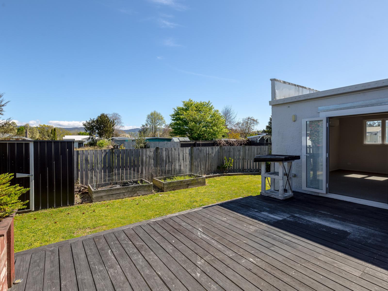 6 McKenzie Terrace, Carterton
