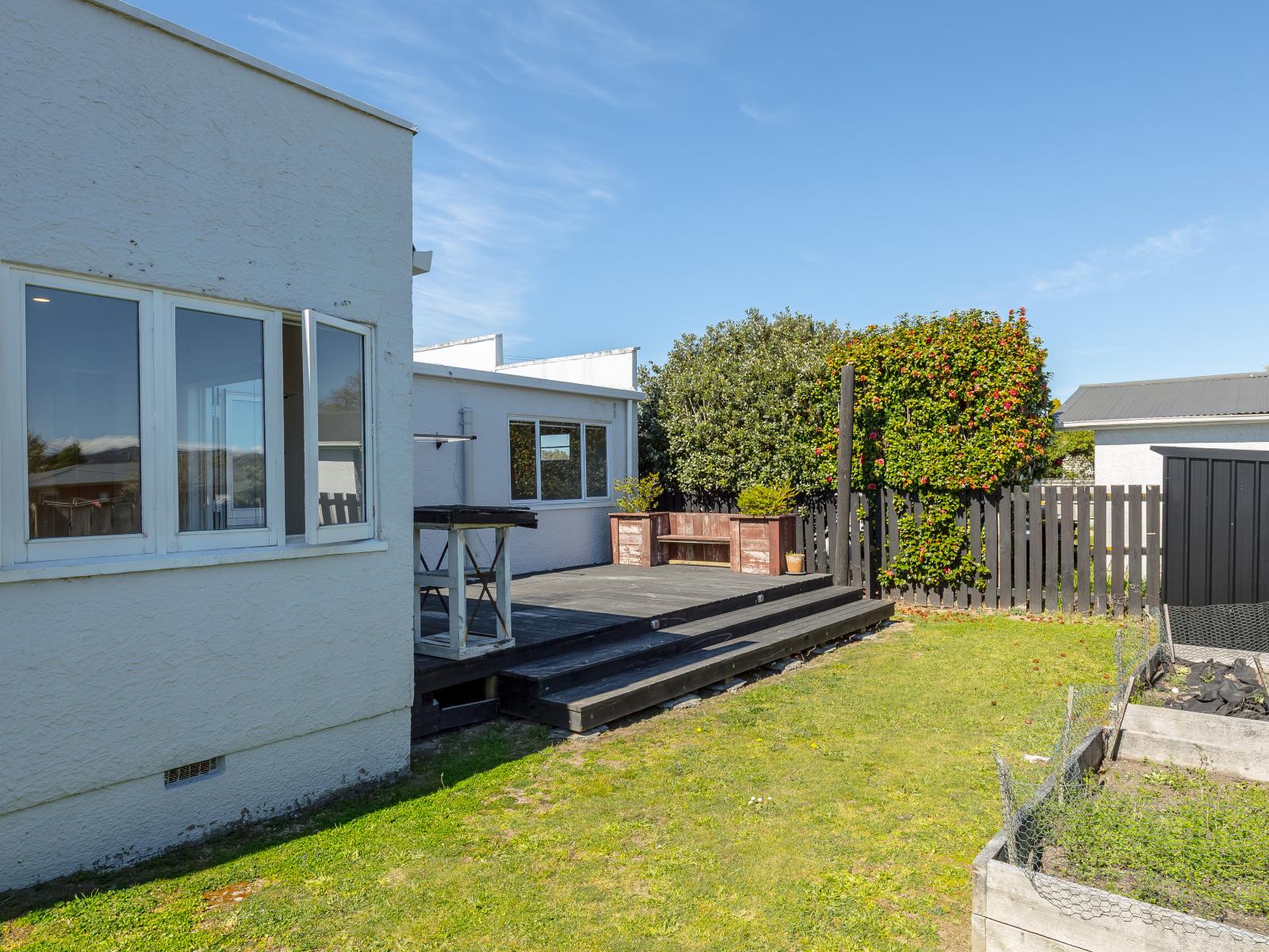6 McKenzie Terrace, Carterton