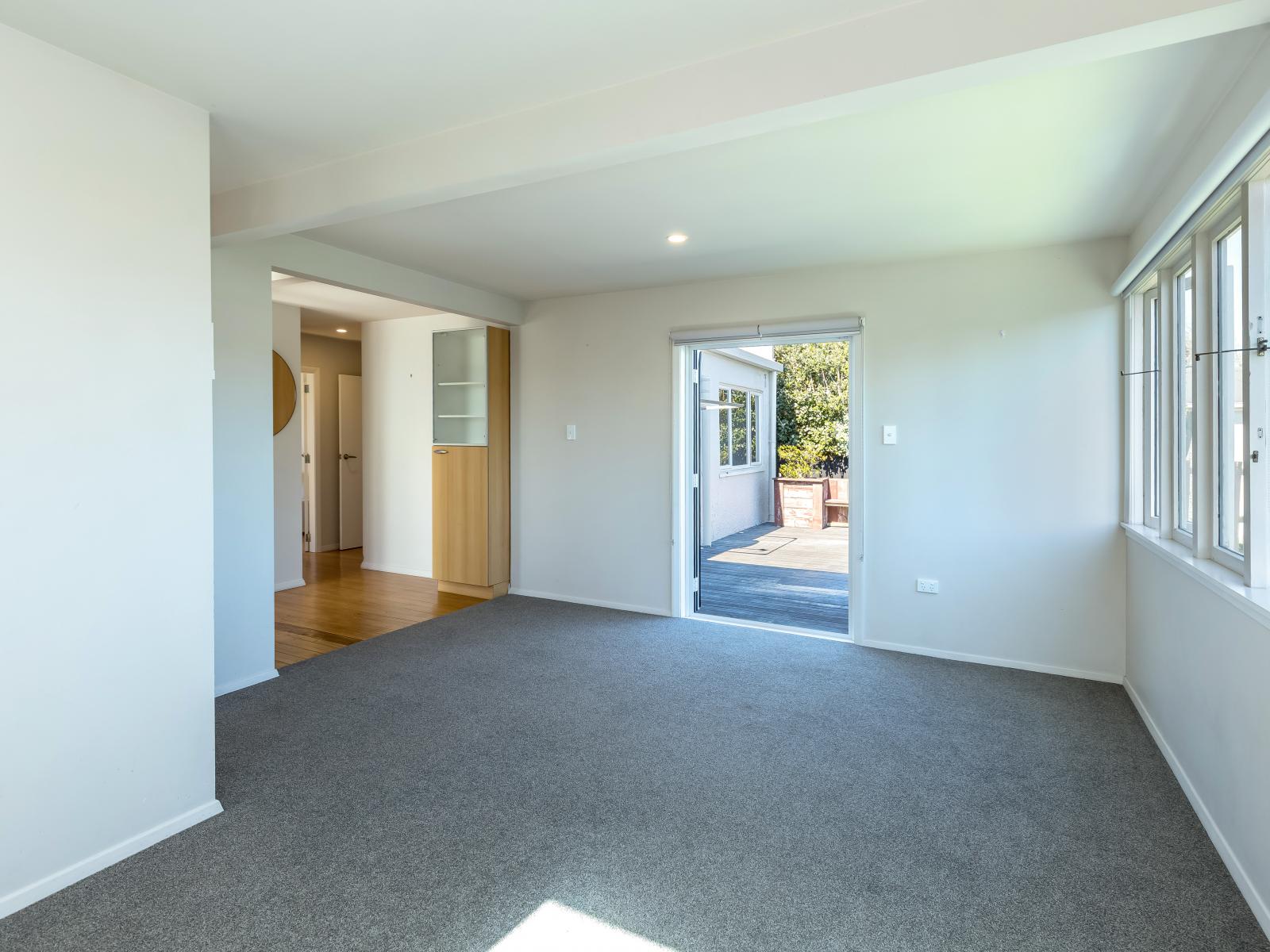 6 McKenzie Terrace, Carterton