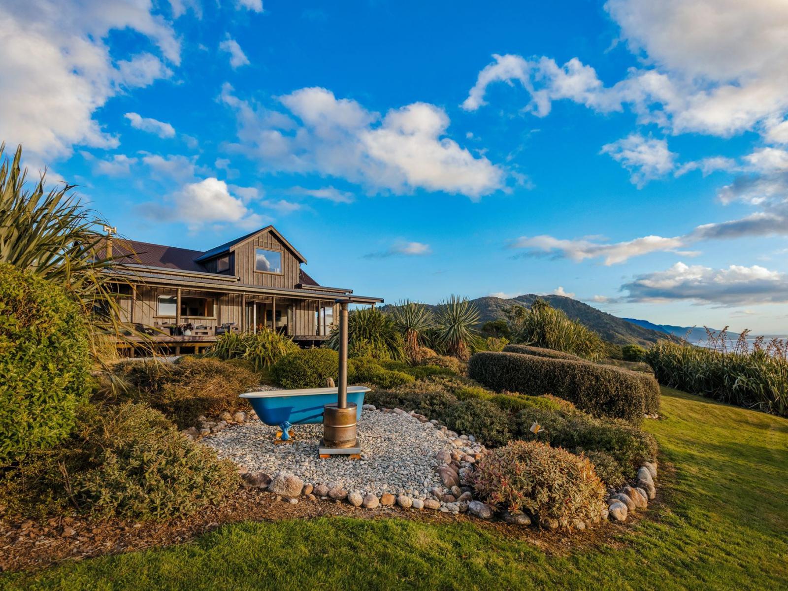 44 Ruru Lane, Mokihinui
