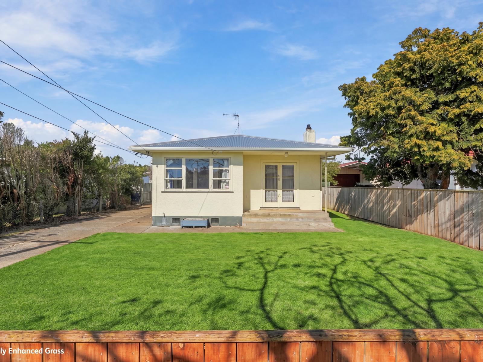 17 Devon Road, Springvale