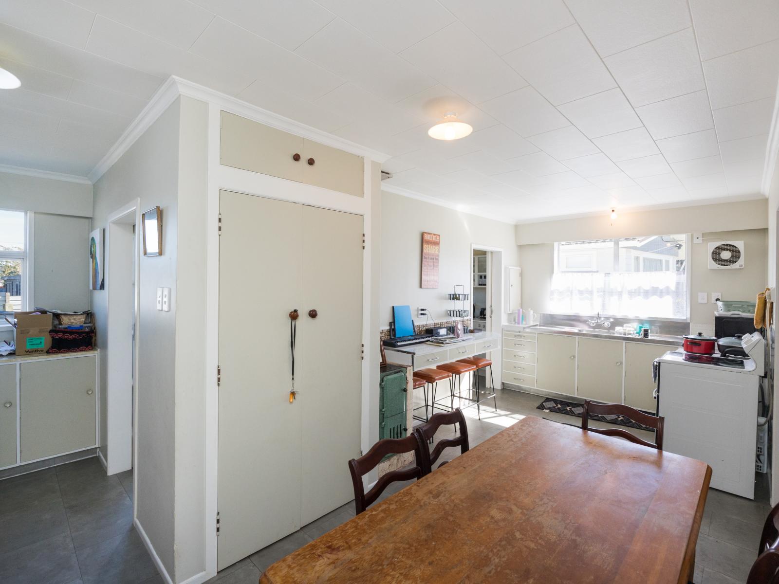 20 Avenue Road, Foxton