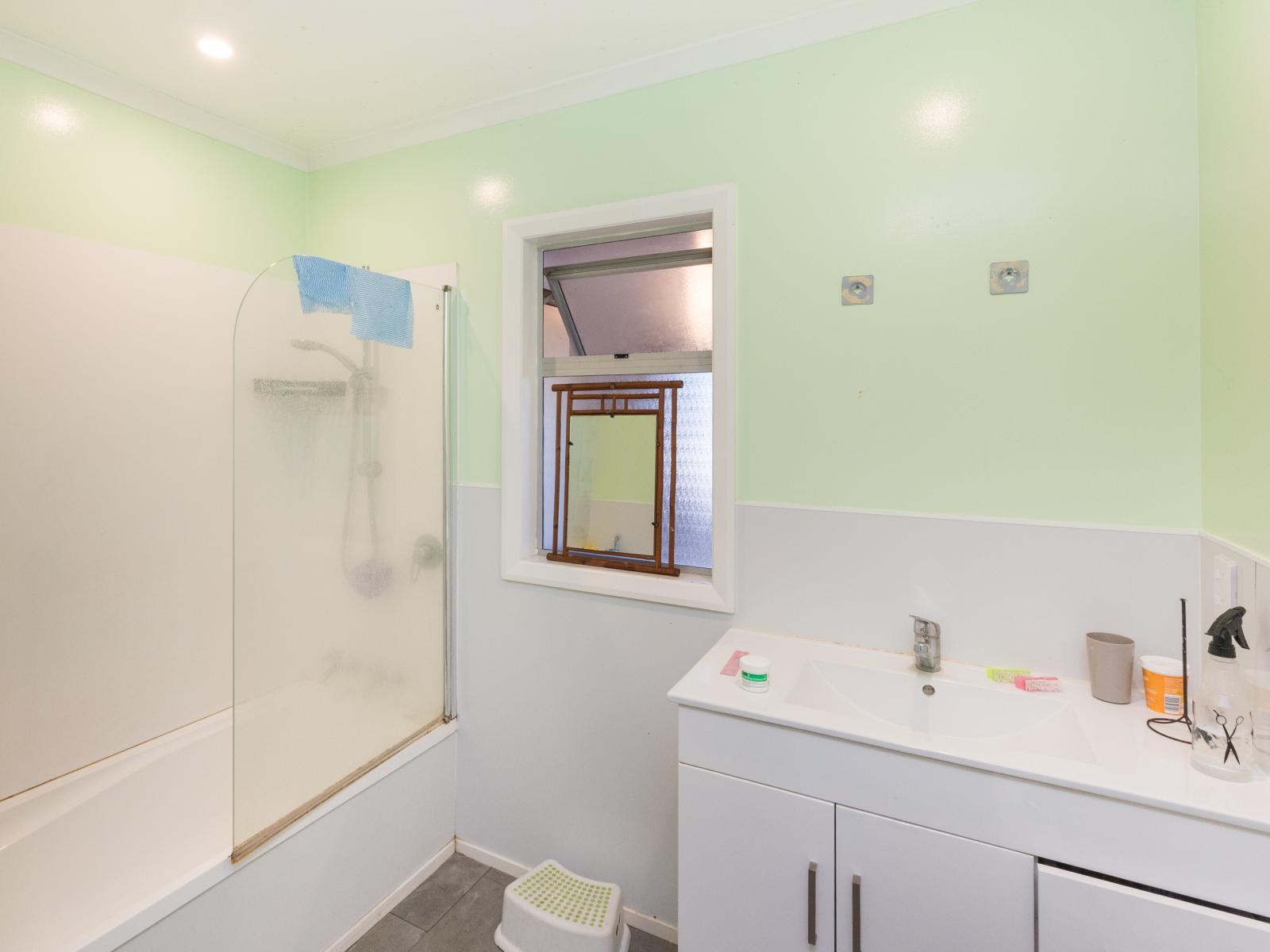 20 Avenue Road, Foxton