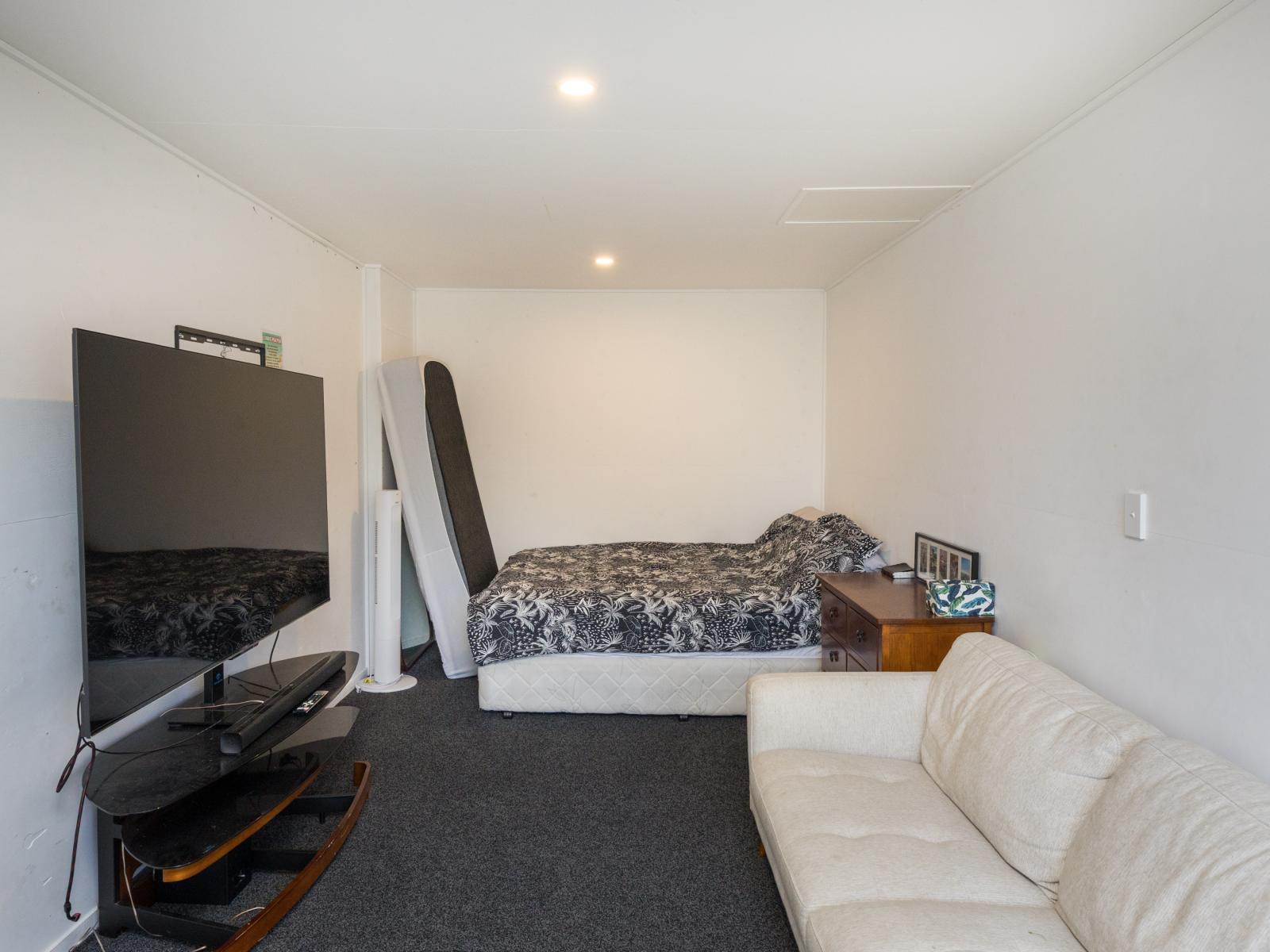 20 Avenue Road, Foxton