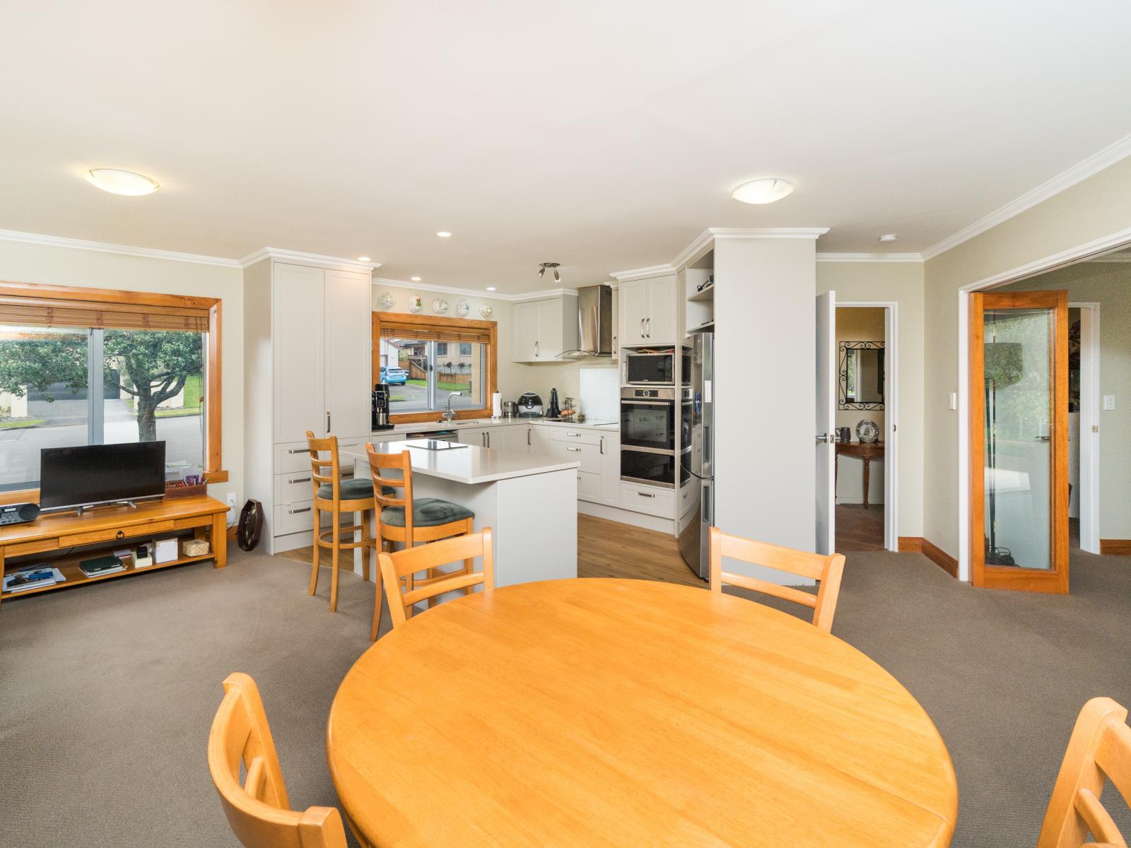 29 La Lena Grove, Fitzherbert
