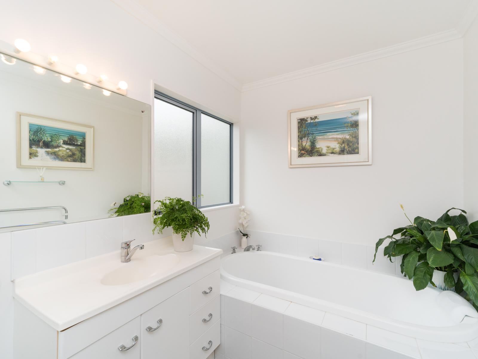 29 La Lena Grove, Fitzherbert