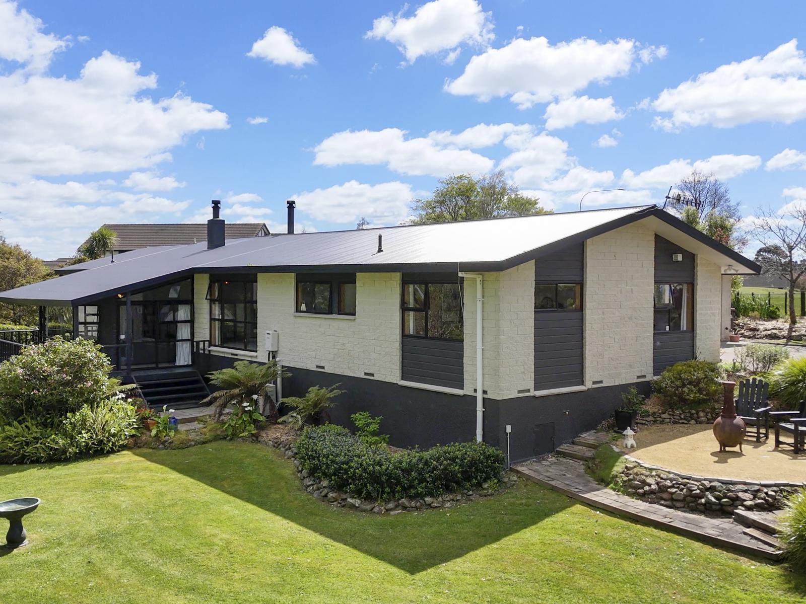 61 Turitea Road, Fitzherbert