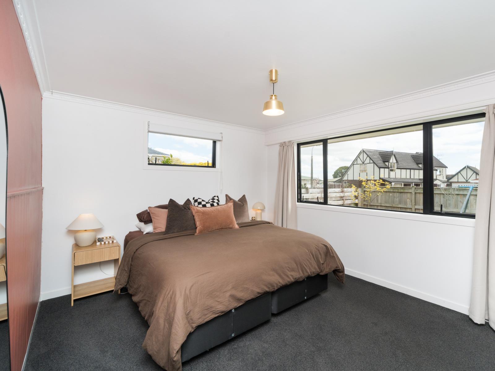 18 Browning Place, Roslyn