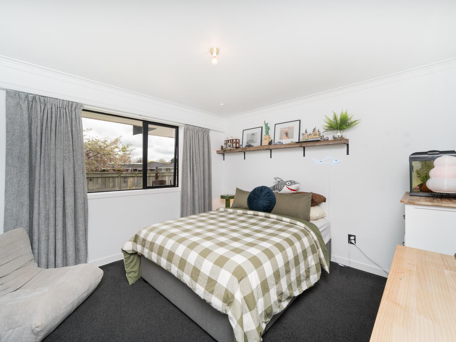 18 Browning Place, Roslyn