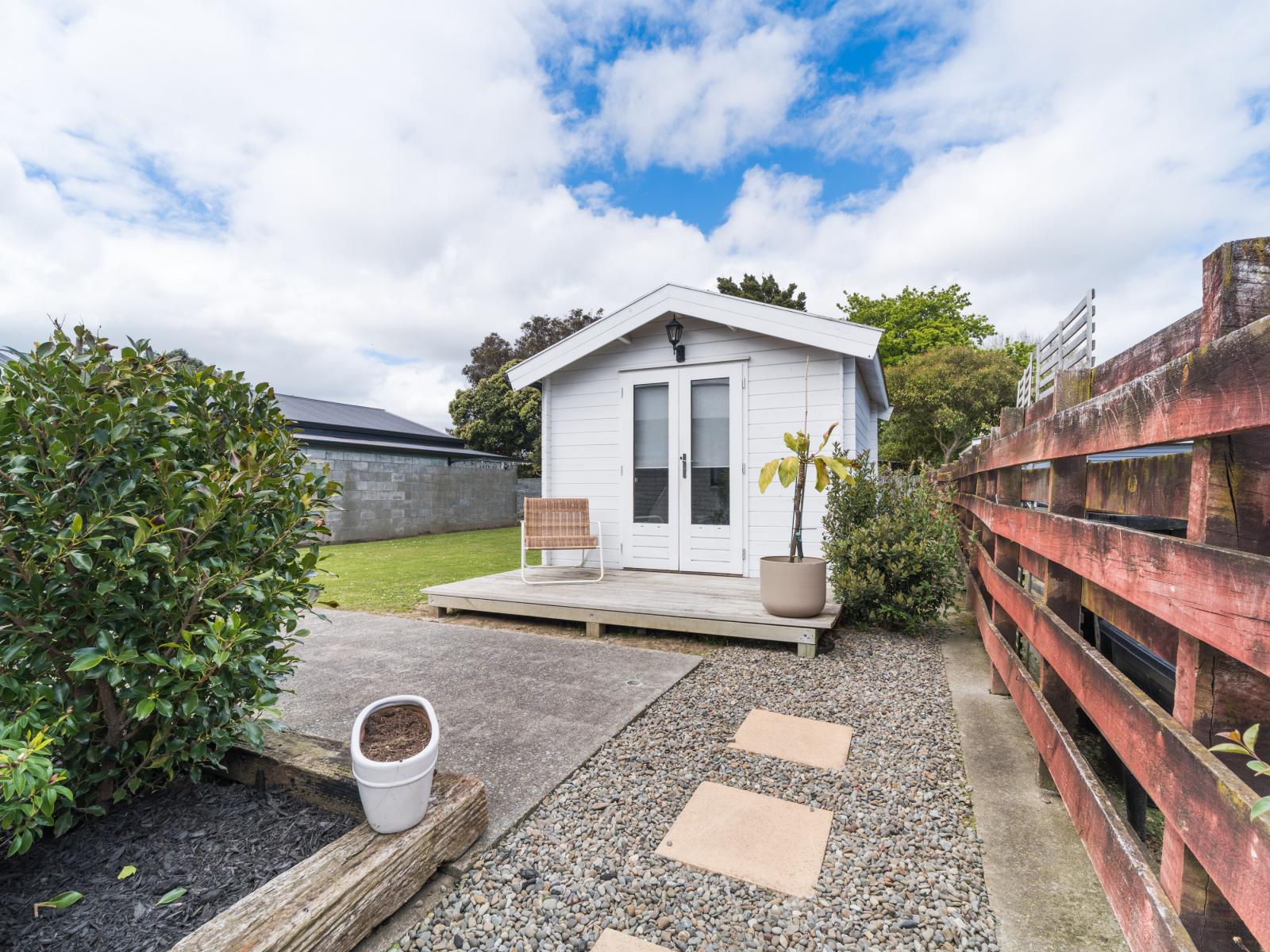18 Browning Place, Roslyn