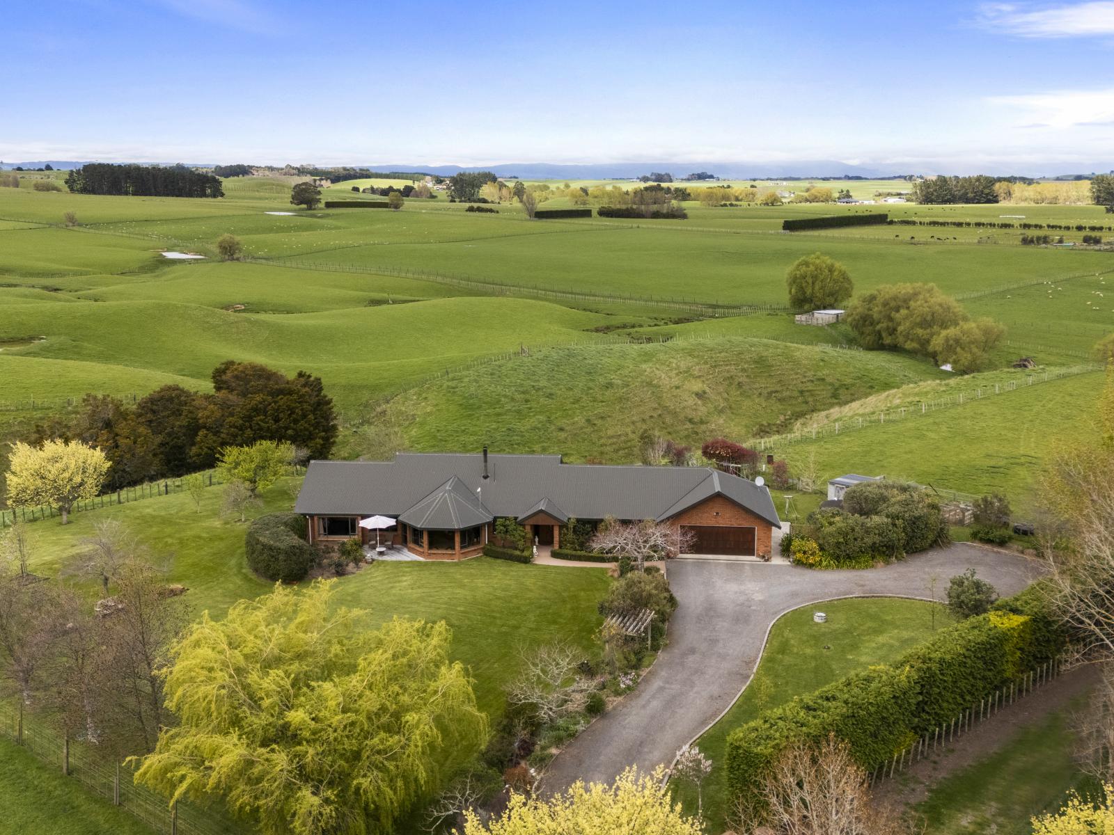 6 Managhs Road, Halcombe