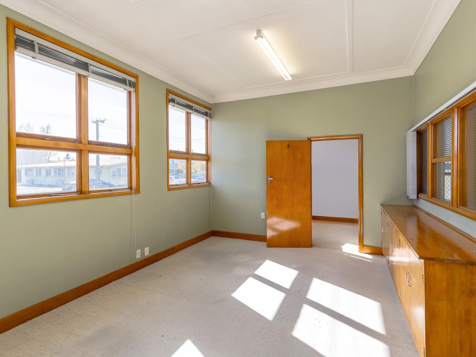 9 Belvedere Road, Carterton