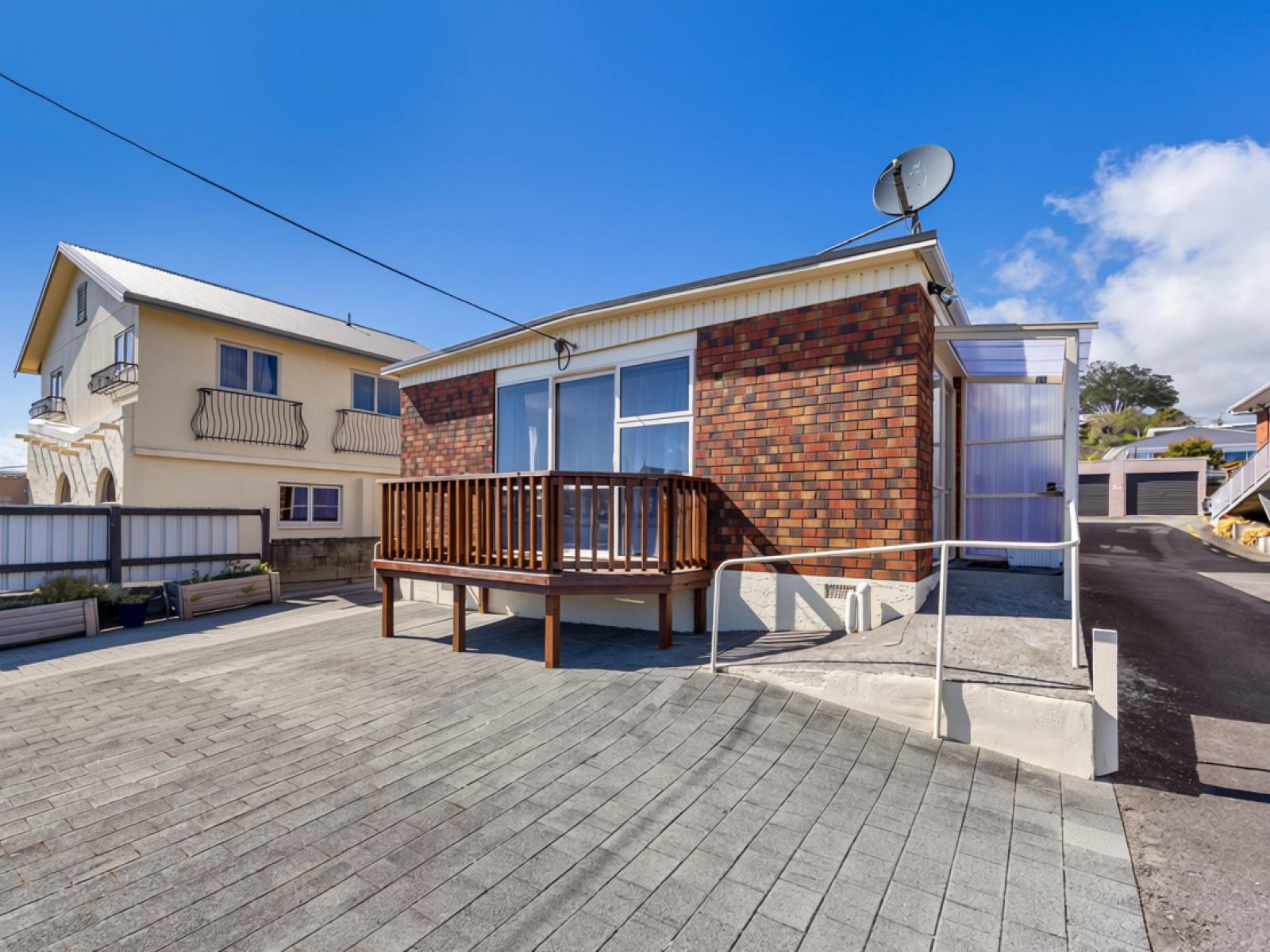 303a Devon Street West, New Plymouth