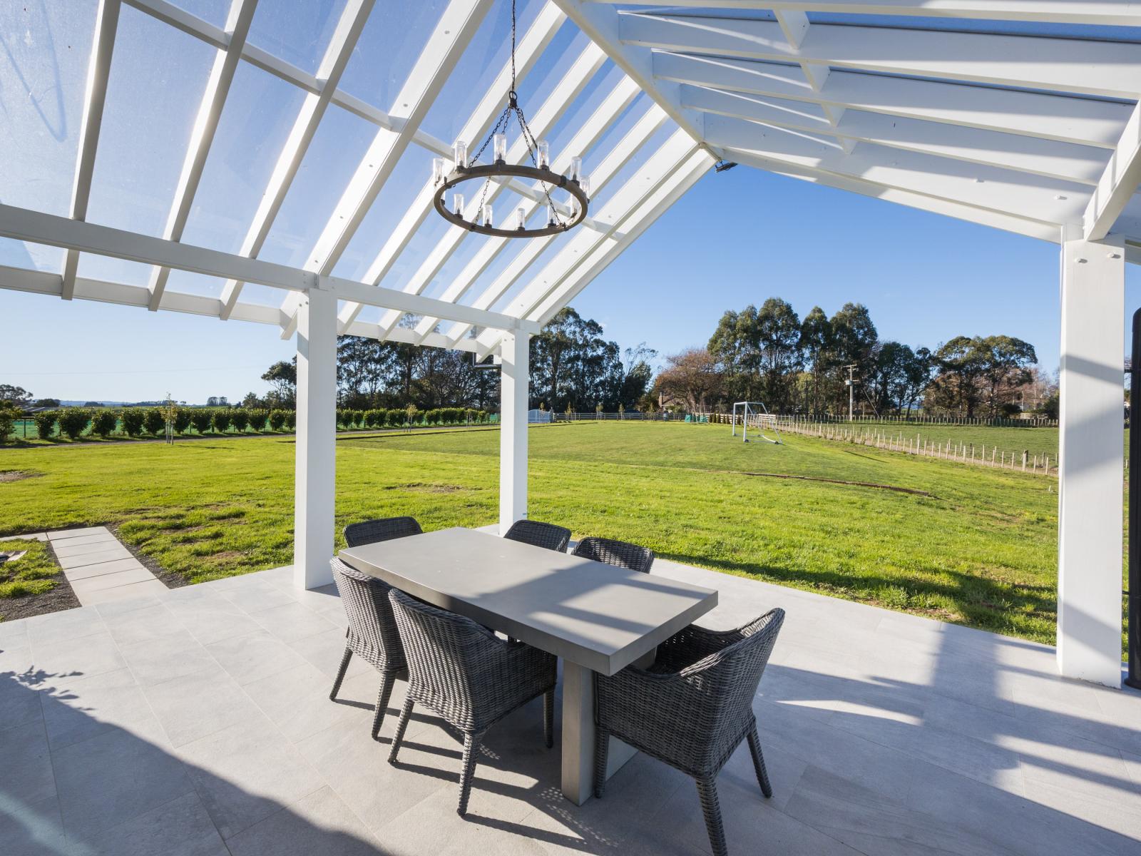 18 Heatherlie Road, Colyton