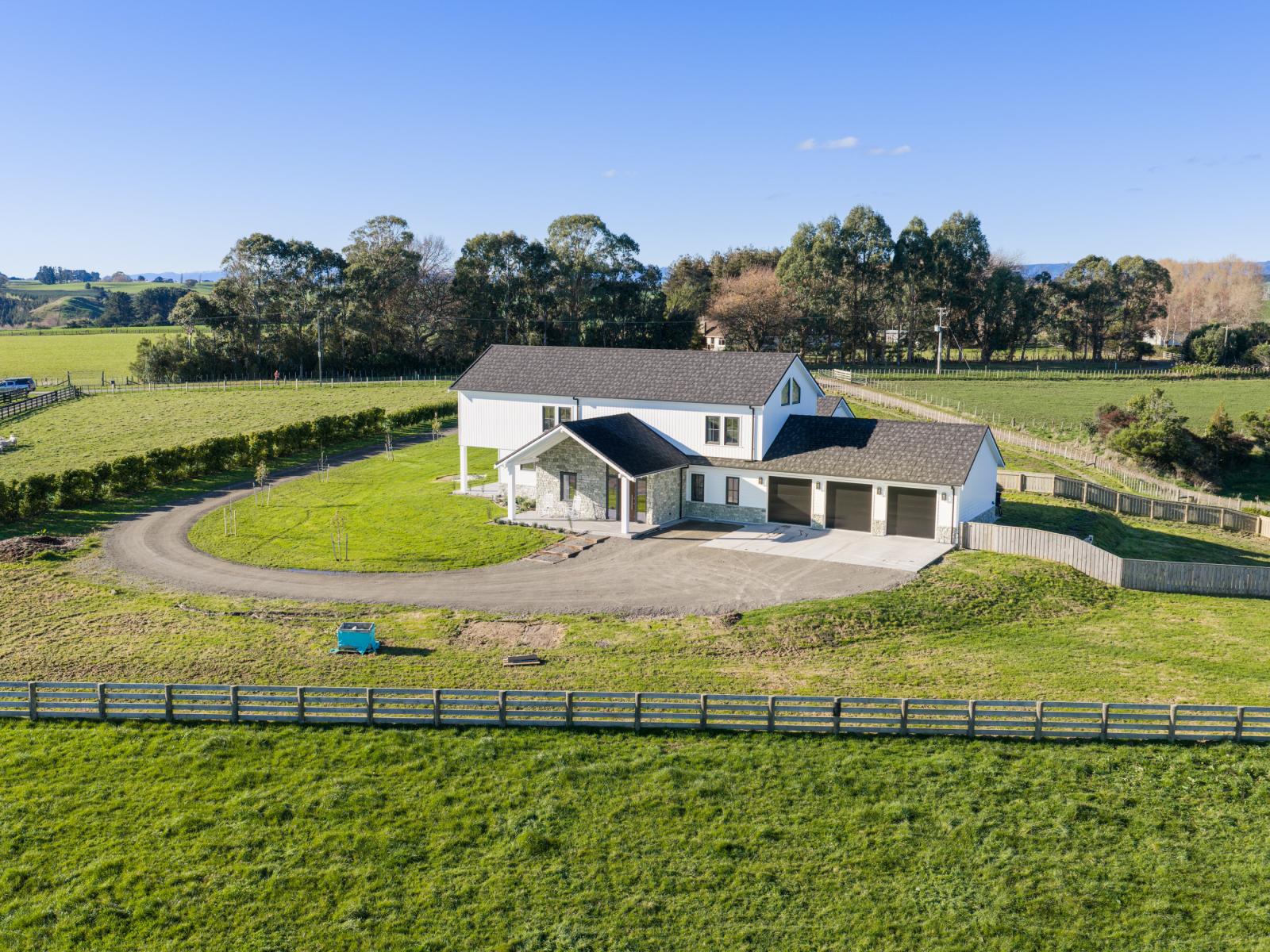 18 Heatherlie Road, Colyton