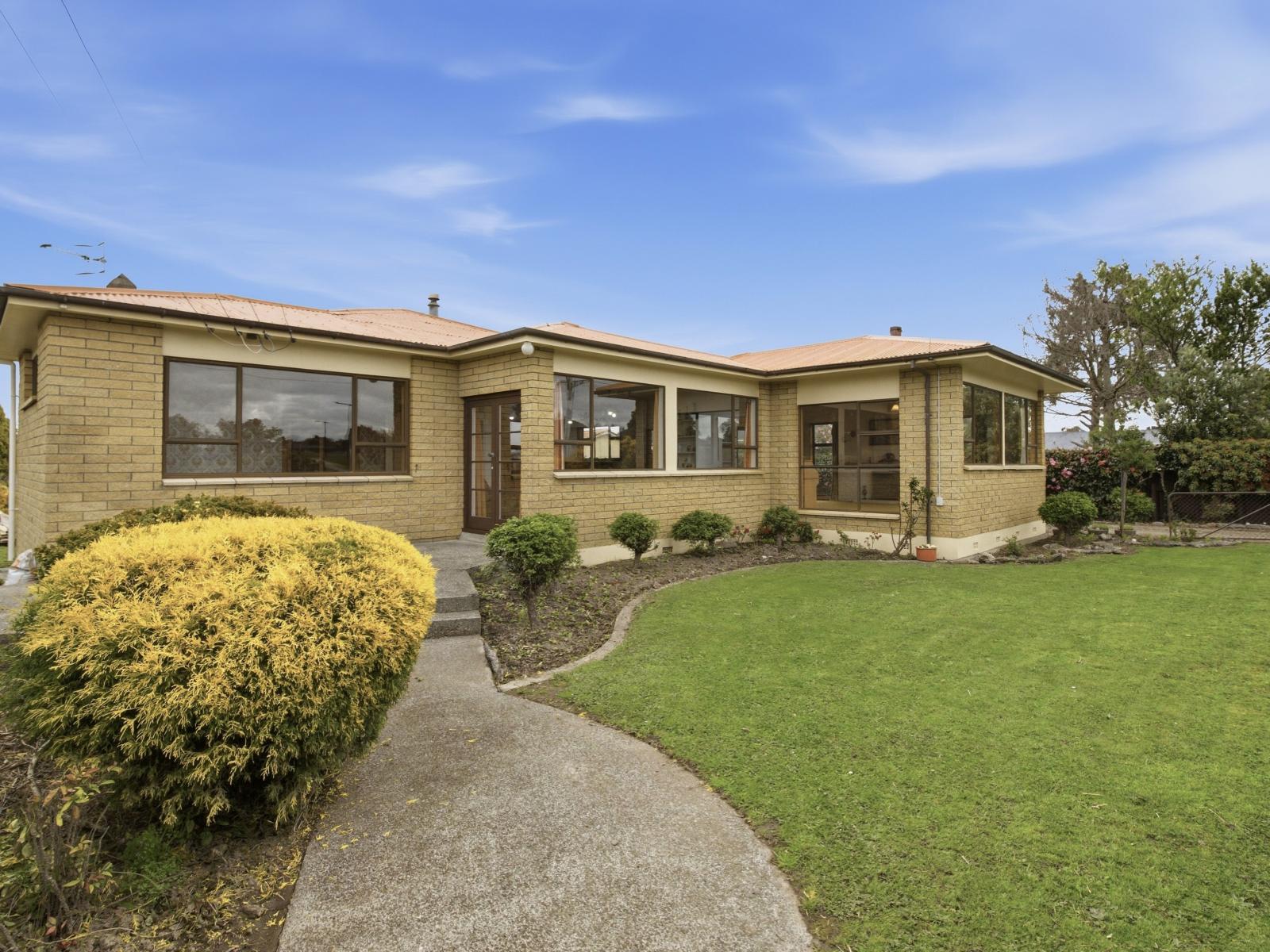 15 Hendersons Line, Marton