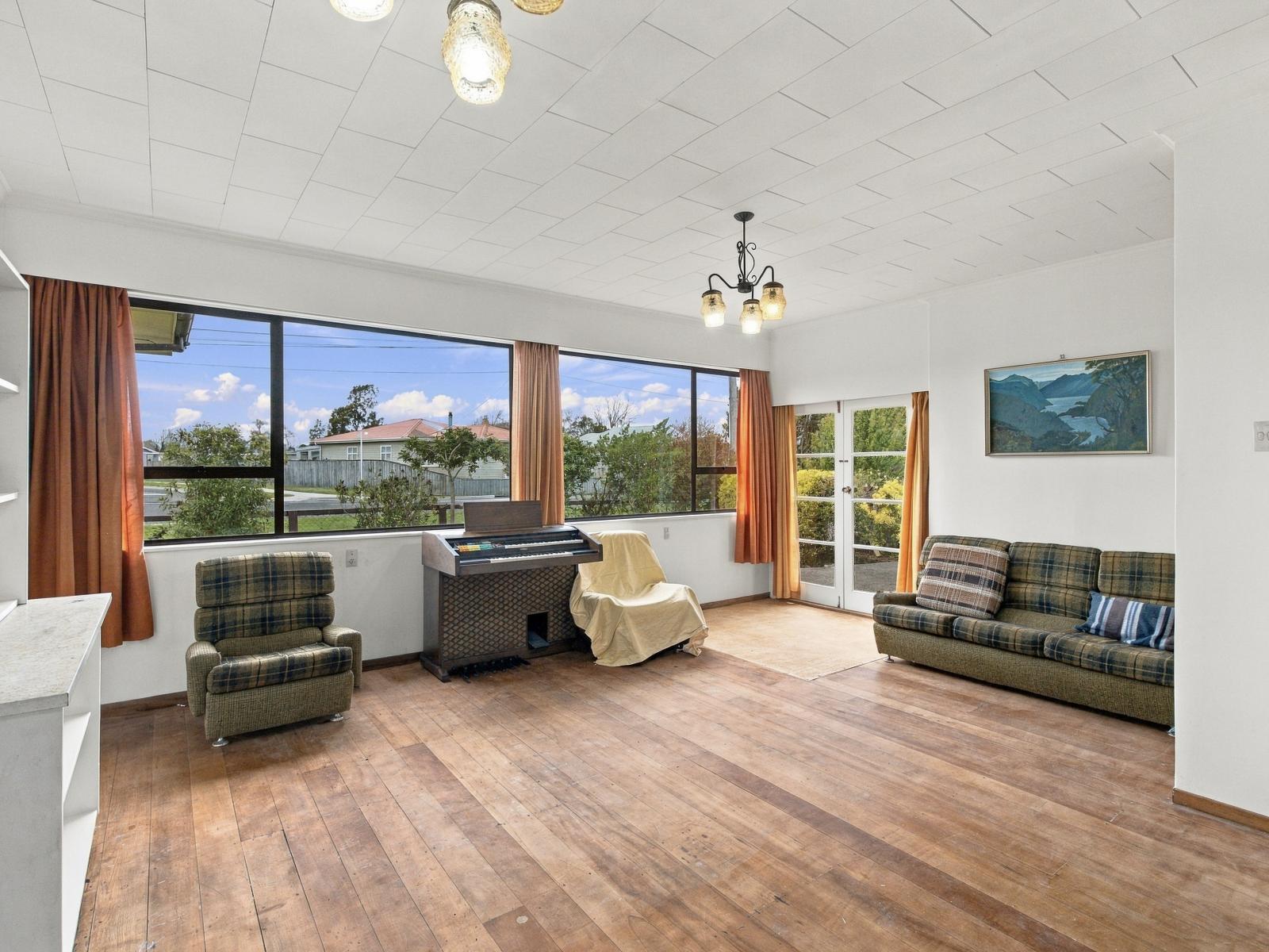 15 Hendersons Line, Marton