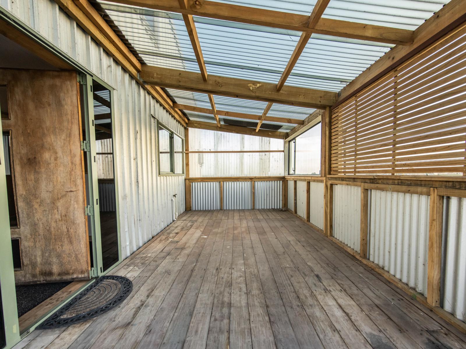 3125 State Highway 1, Sanson