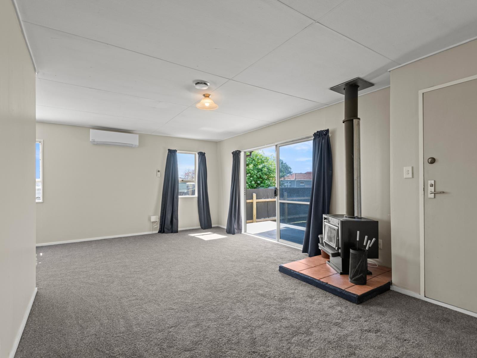 52A Somerset Crescent, Highbury