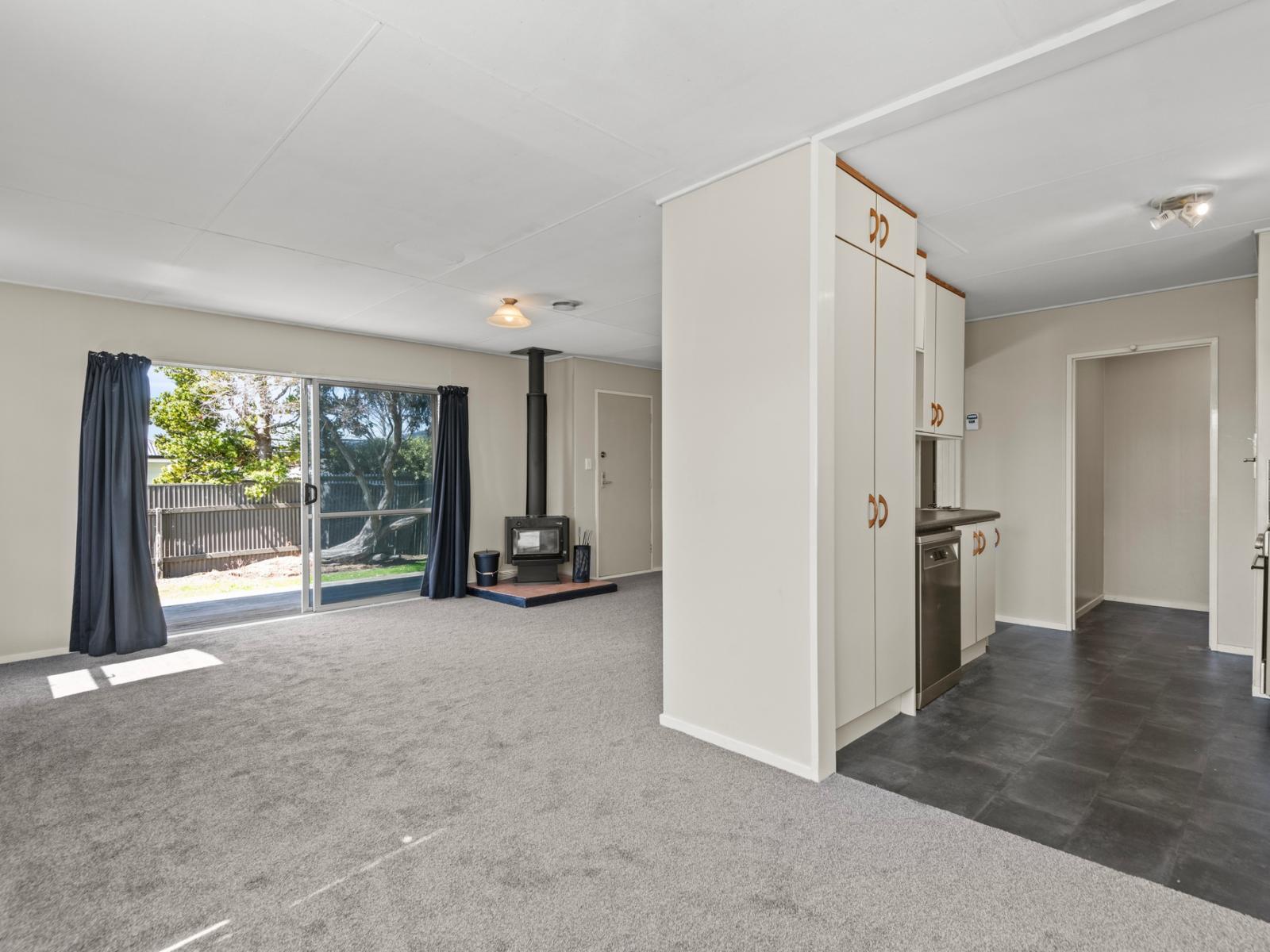 52A Somerset Crescent, Highbury