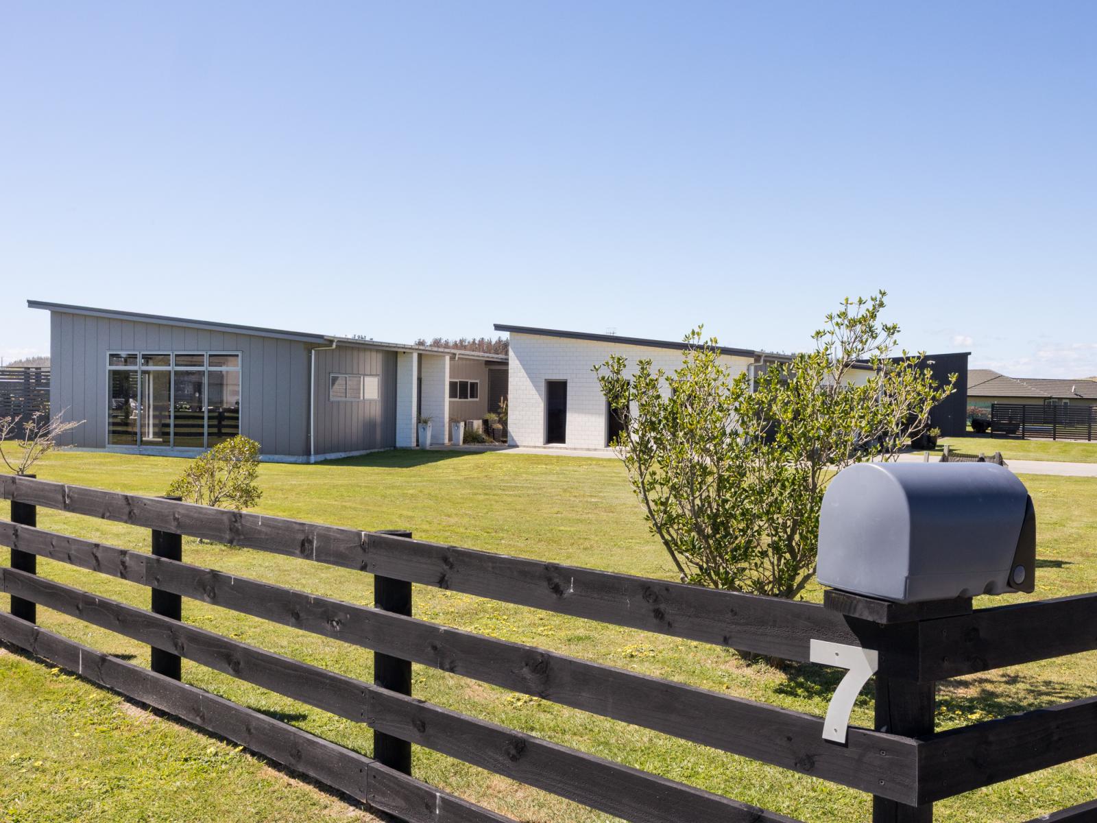 7 Lakeview Drive, Foxton Beach
