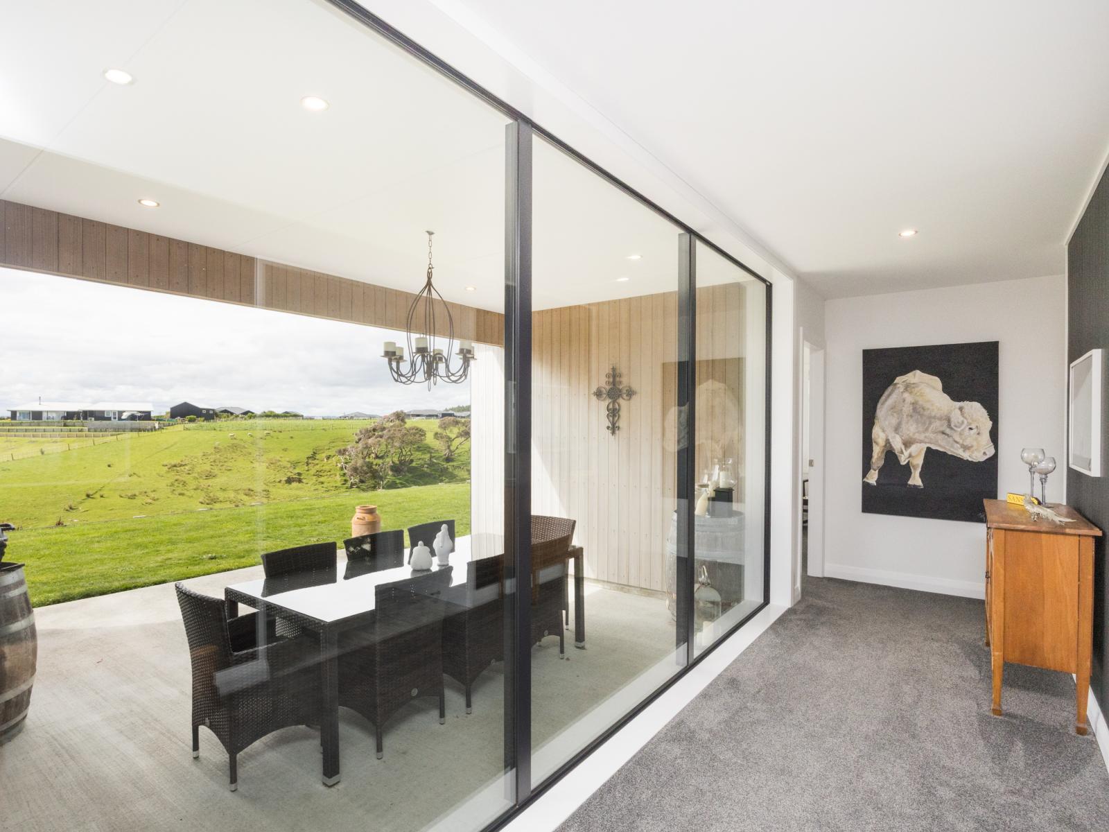 51 View Road, Halcombe