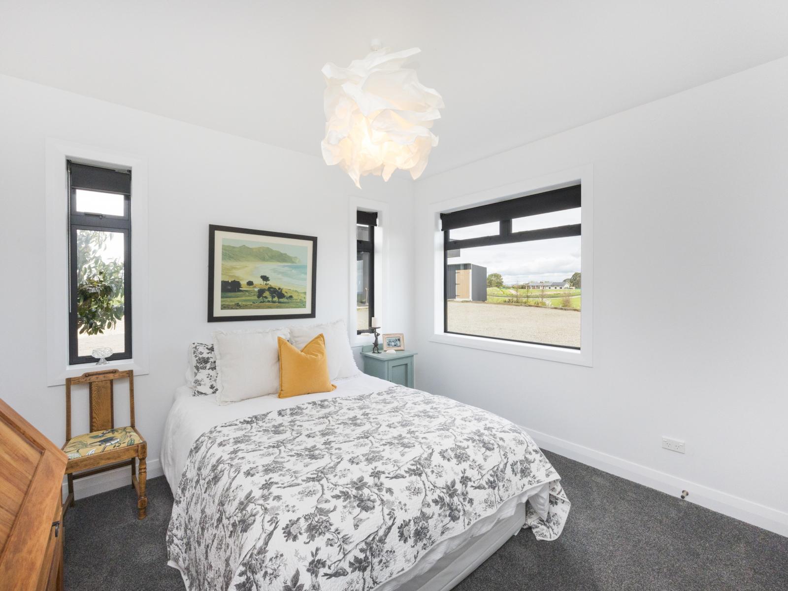 51 View Road, Halcombe