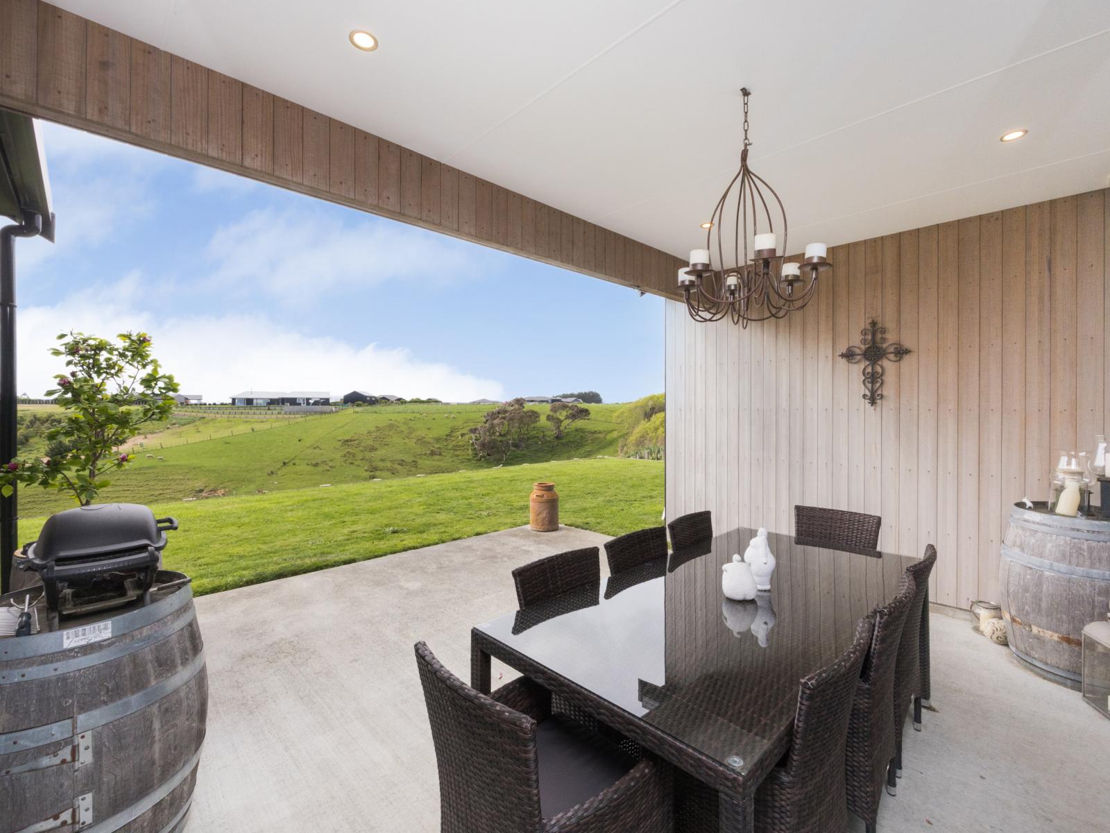 51 View Road, Halcombe