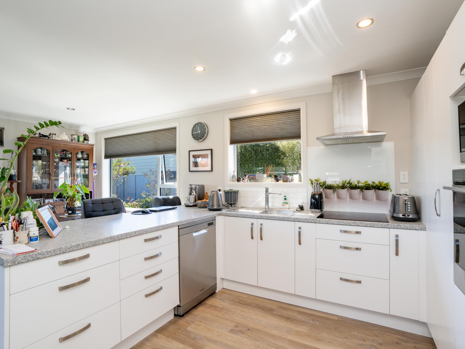 201 Margaret Street, Glengarry