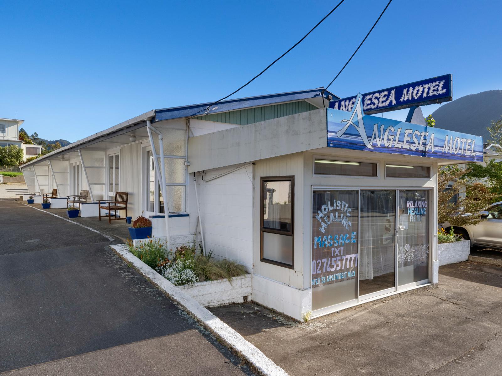 26-28 Waikawa Road, Picton