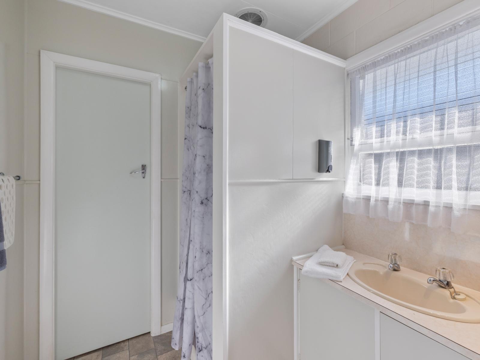 26-28 Waikawa Road, Picton