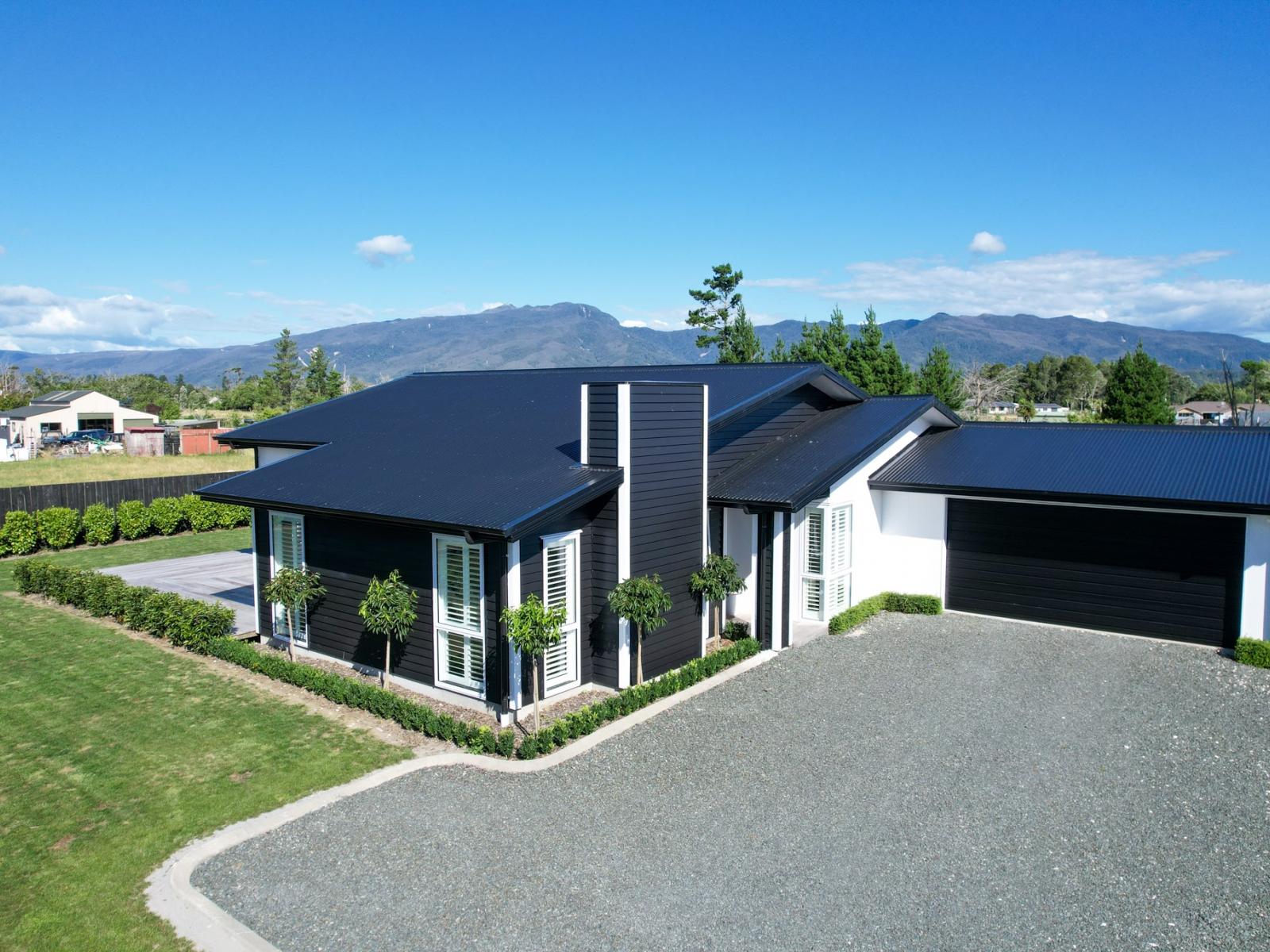 72 Snodgrass Road, Westport