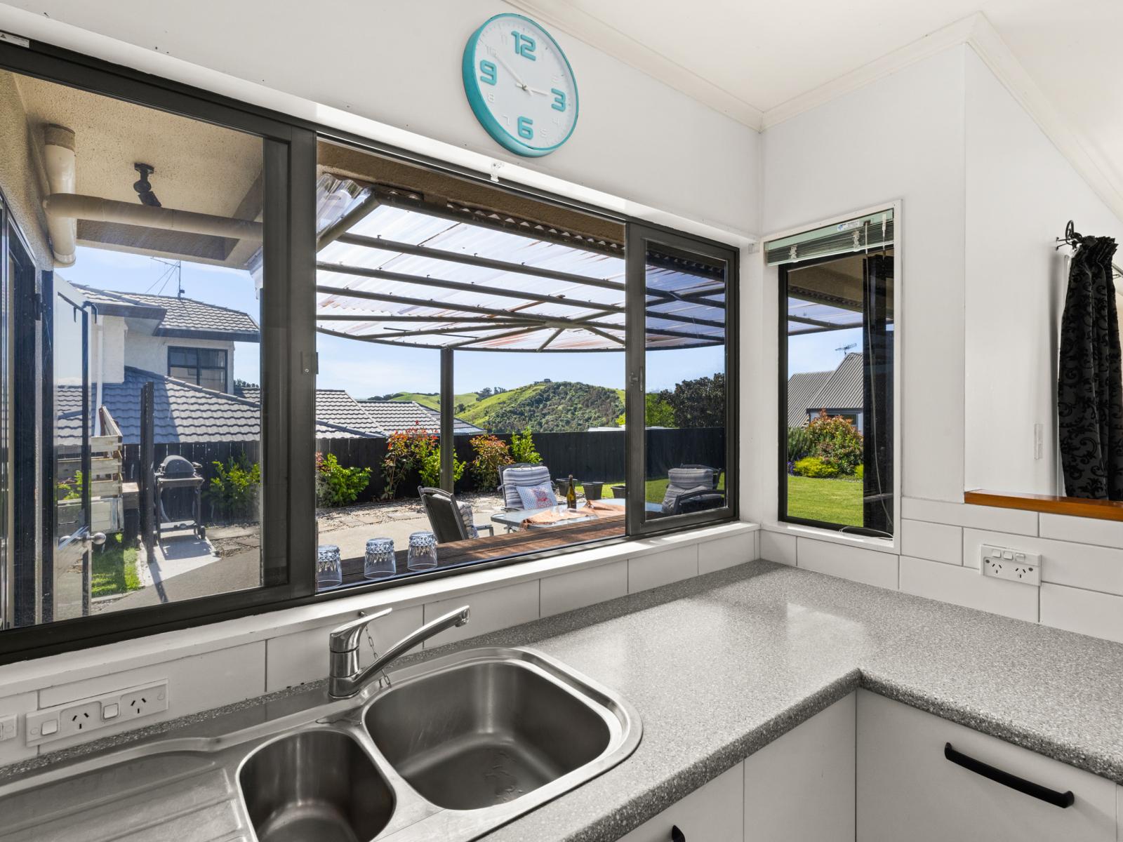 84 Churchill Drive, Taradale