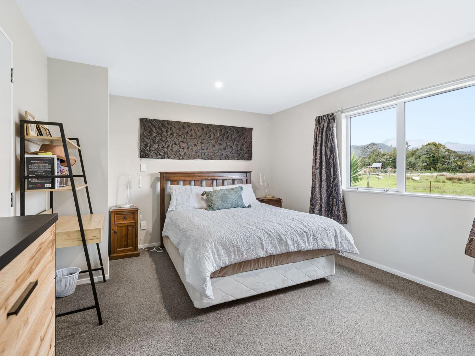 12 Sunderland Street, Waimangaroa