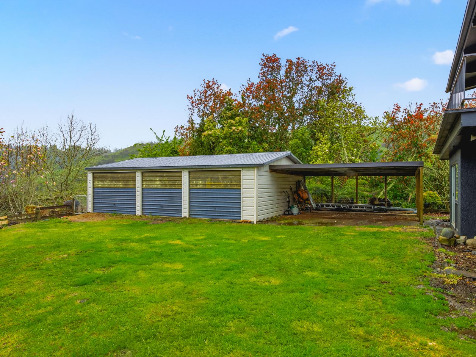 3434 State Highway 4, Aria