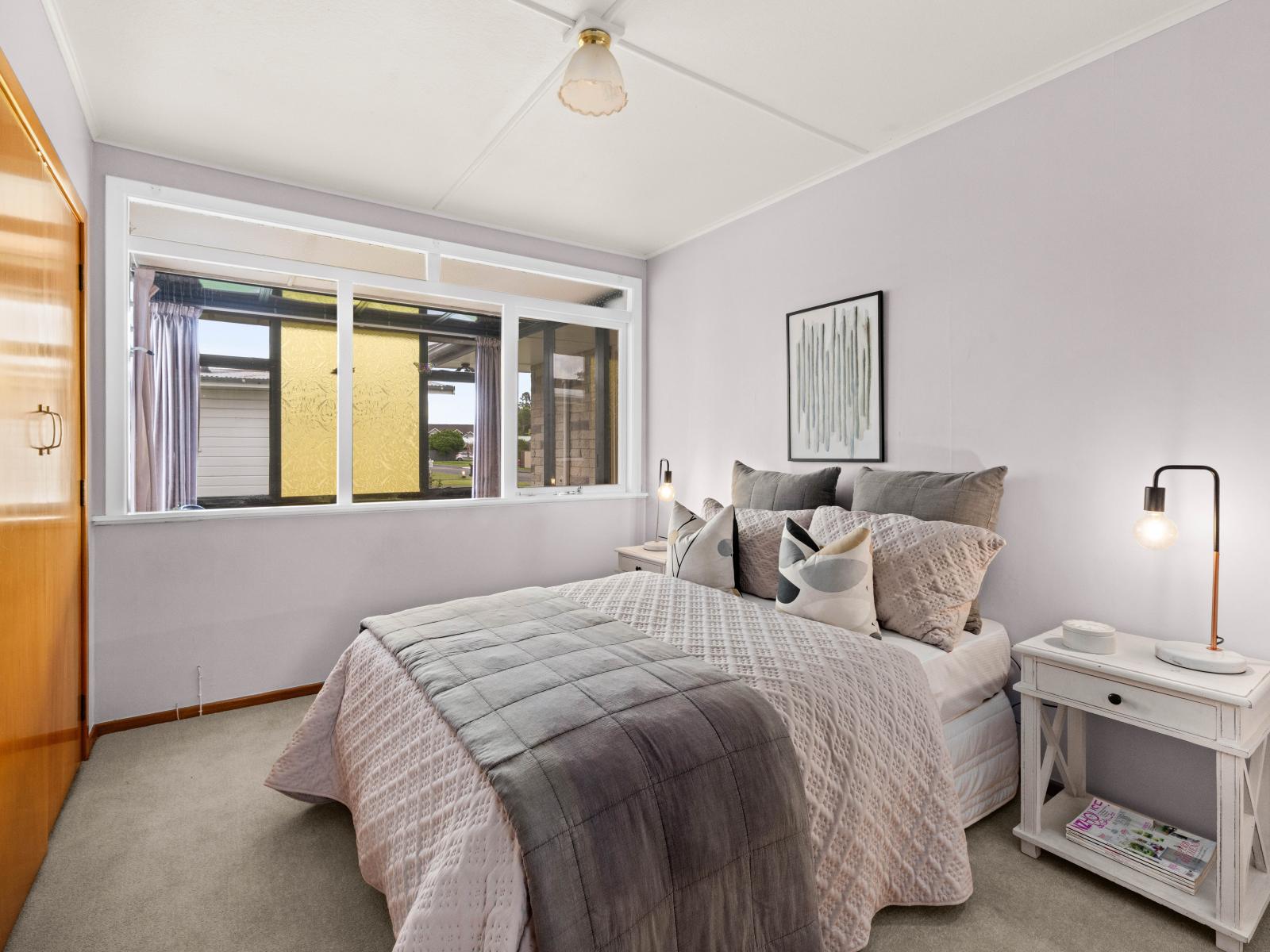 502 Hart Place, Frimley